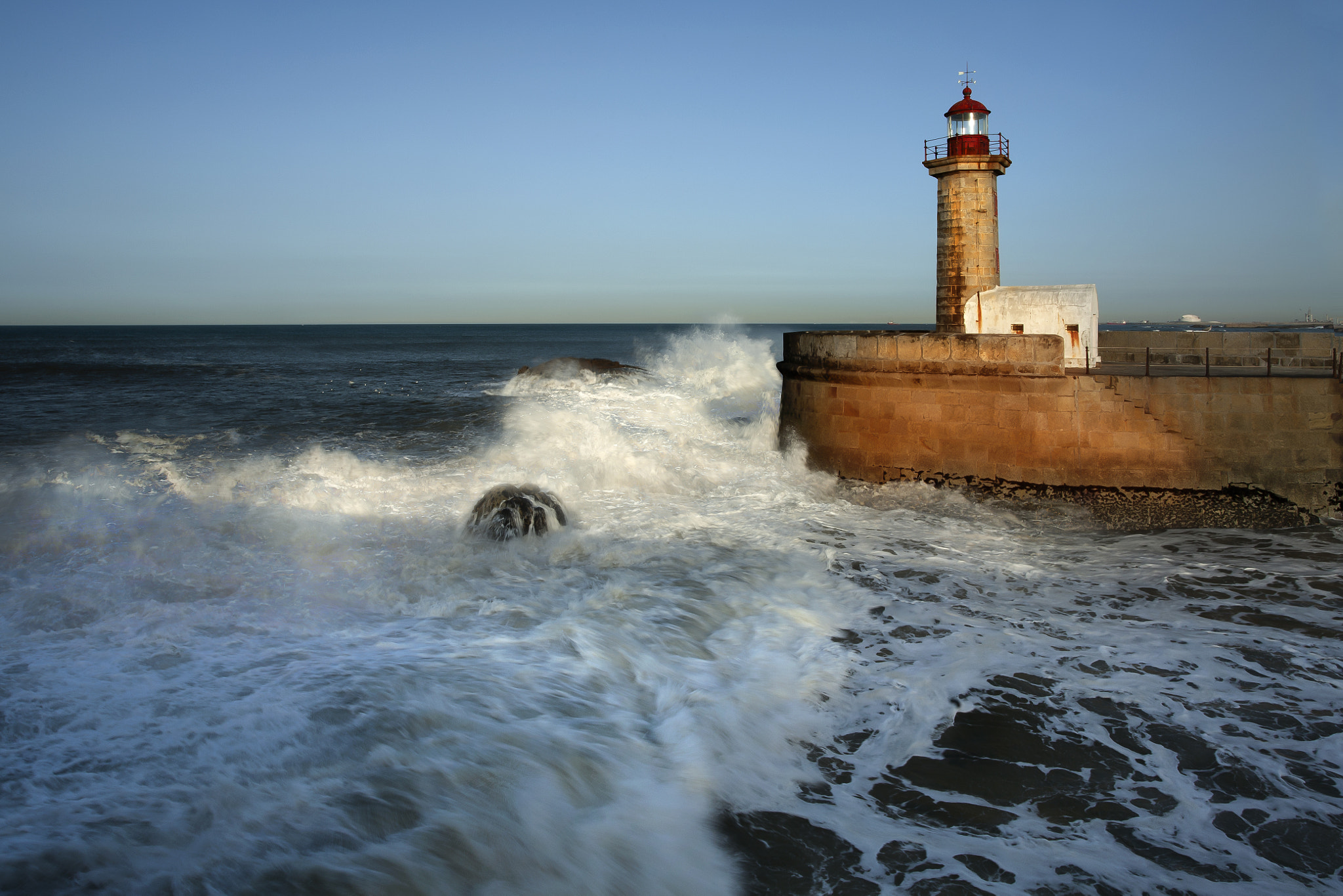 Canon EOS 5D + Canon EF 17-40mm F4L USM sample photo. Farol de felgueiras photography
