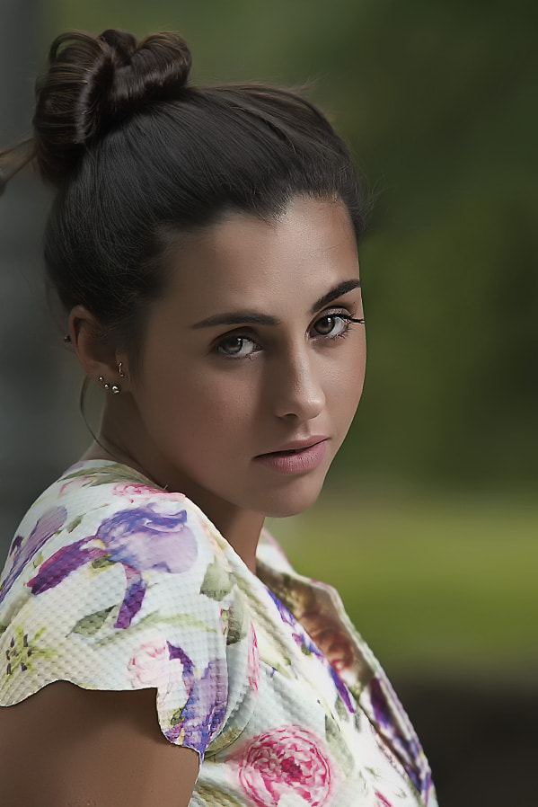 Sigma 70-200mm F2.8 EX DG Macro HSM II sample photo. Beautiful girl - fazenda ipanema photography