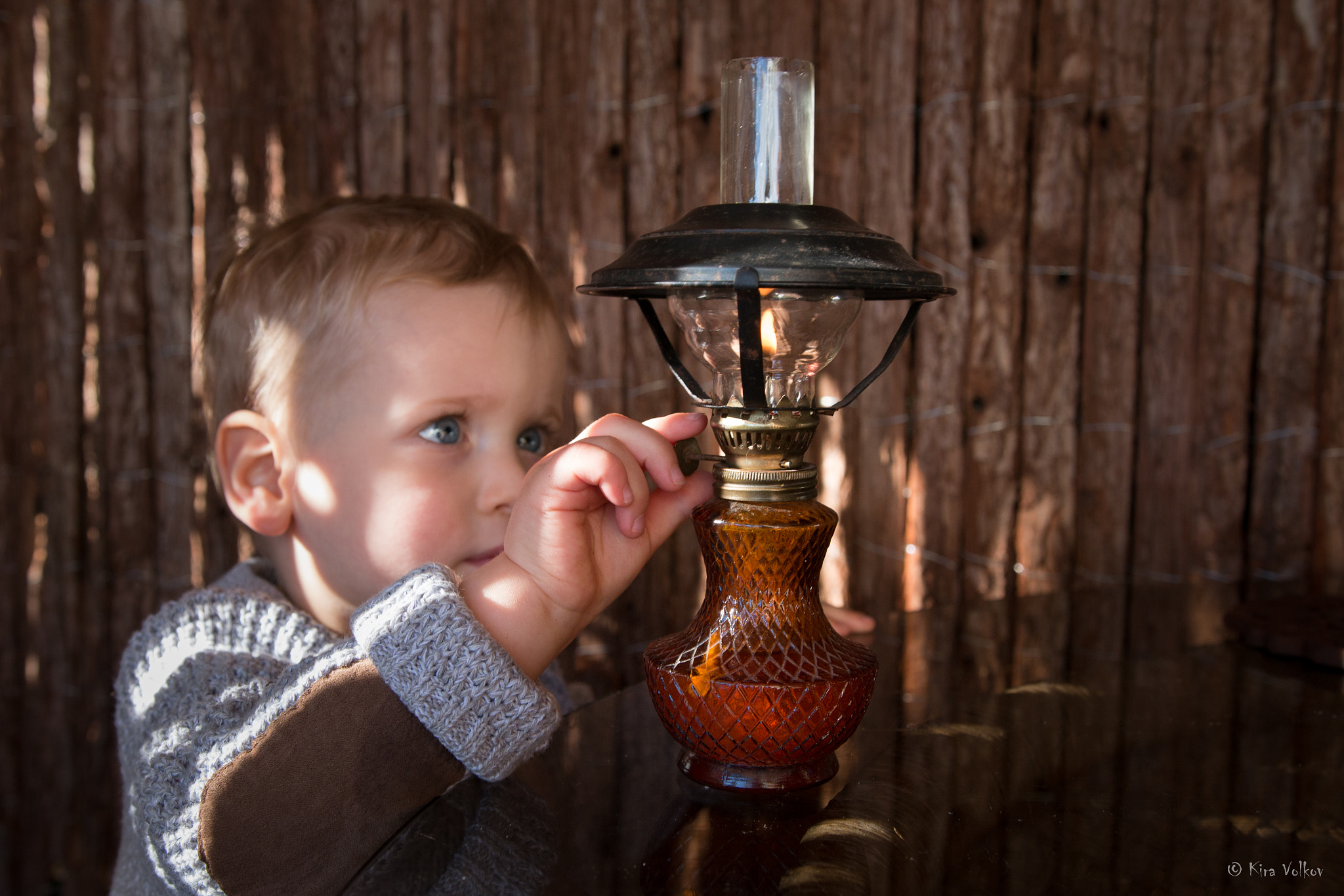 Sigma 18-35mm f/1.8 DC HSM sample photo. Boy and aladdin's magic lamp photography