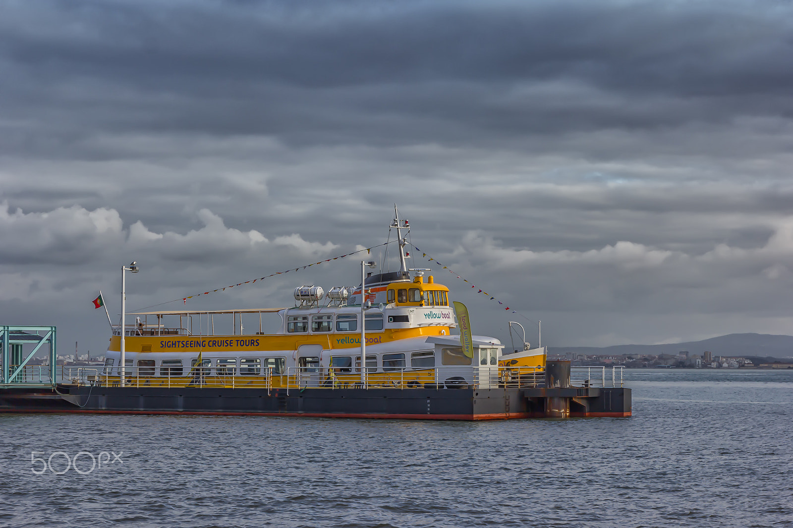 Canon EOS 60D sample photo. Old ferry photography