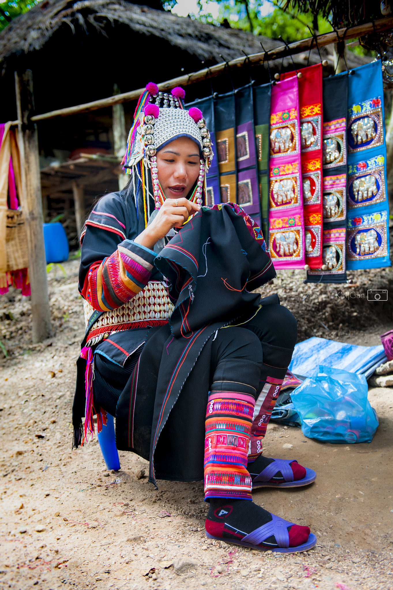 Nikon D3 + Nikon AF-S Nikkor 24-70mm F2.8G ED sample photo. Tribe woman in northern thailand photography