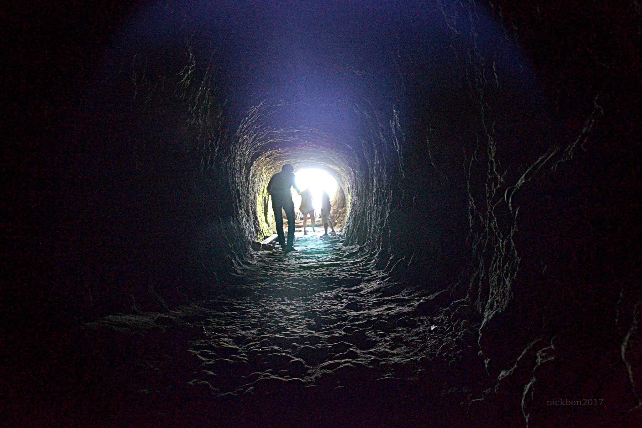 Nikon D3100 + Nikon AF-S DX Nikkor 18-200mm F3.5-5.6G ED VR II sample photo. Light at the end of the tunnel... photography