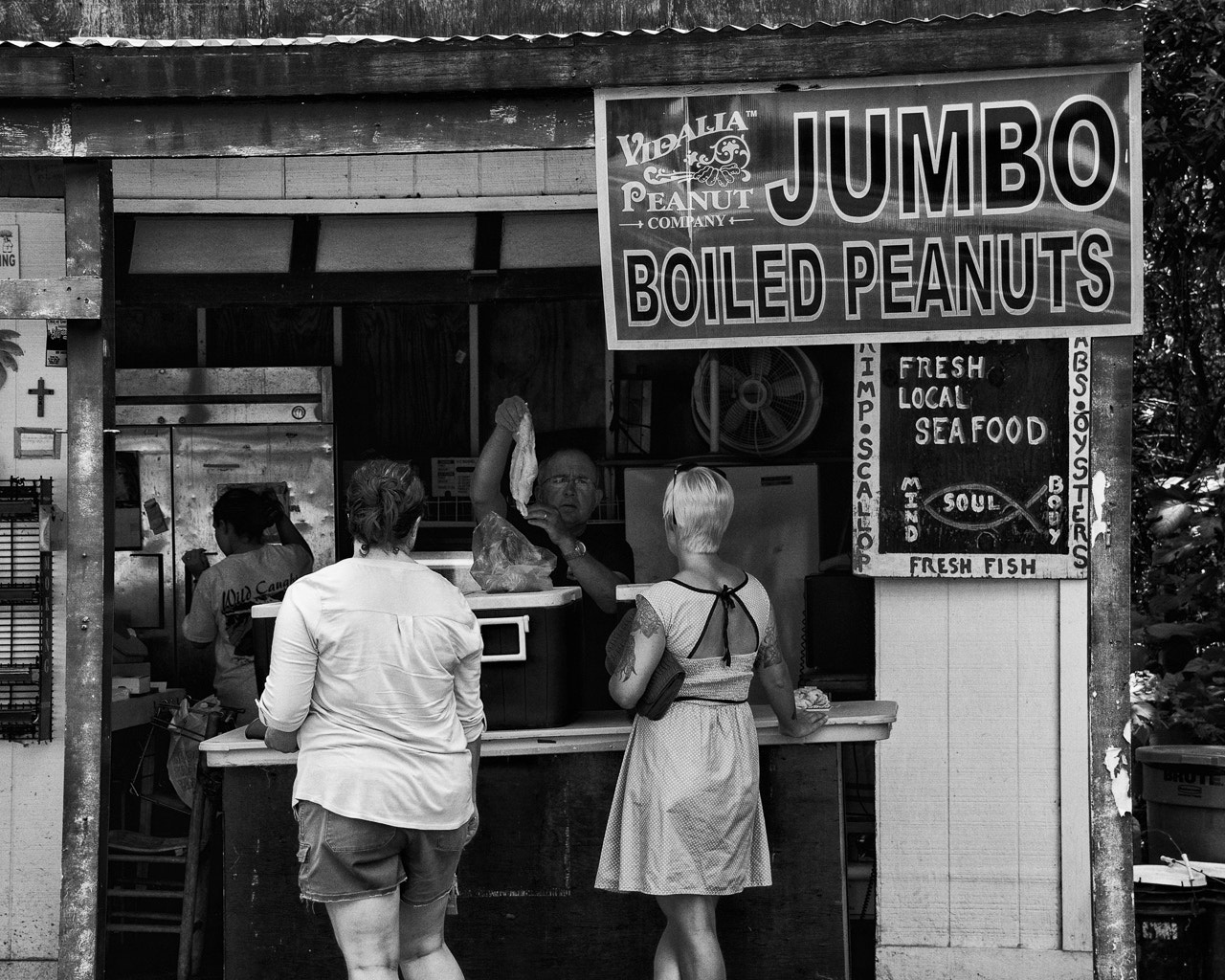 Sigma 18-250mm F3.5-6.3 DC OS HSM sample photo. Fish market, st. helena's island 2 photography