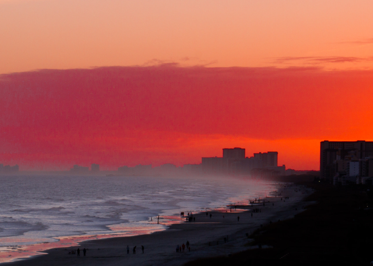 Canon EOS 7D + Sigma 18-250mm F3.5-6.3 DC OS HSM sample photo. Sunset at the coast photography