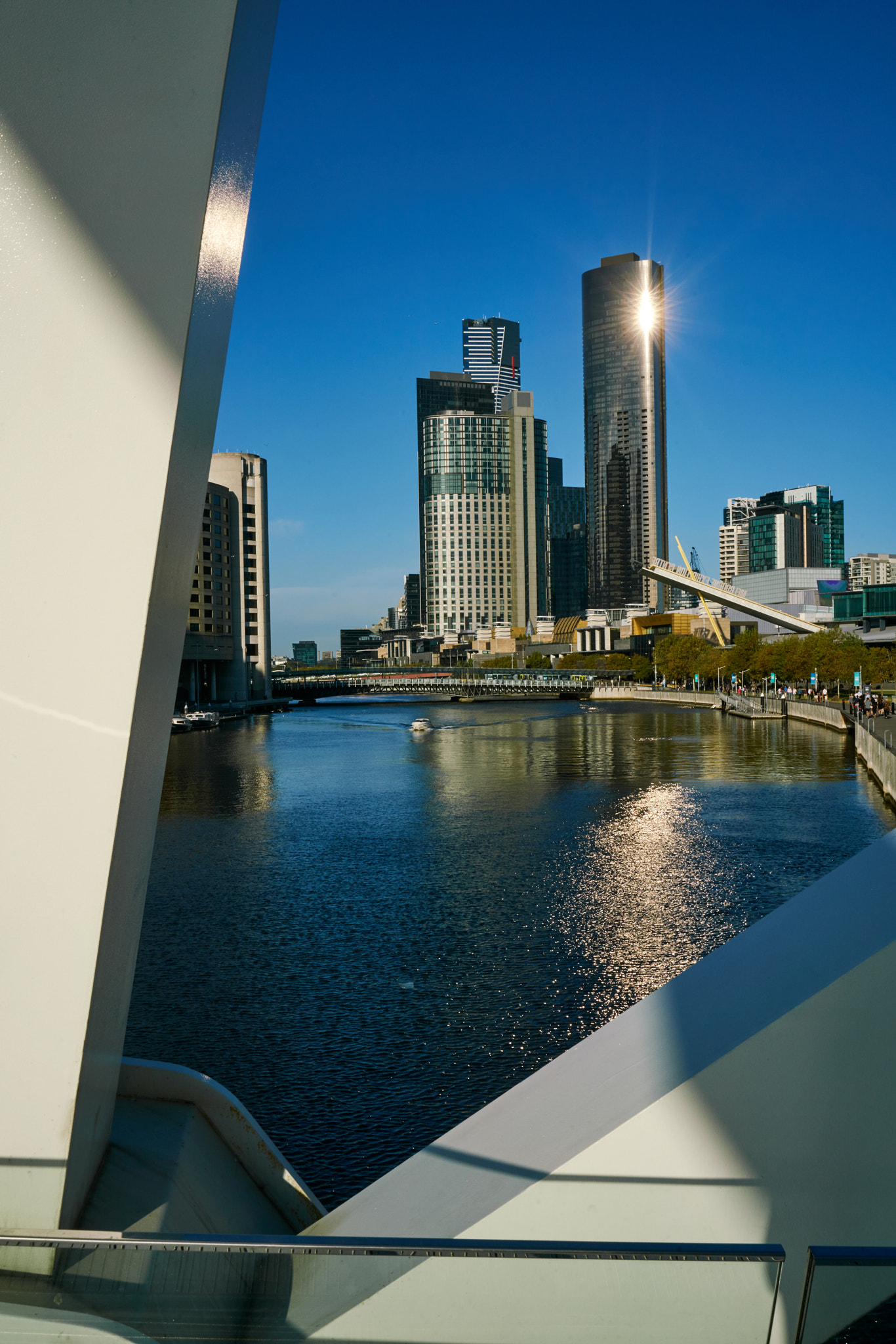 Sony a7R II + Sony Sonnar T* FE 35mm F2.8 ZA sample photo. South bank from seafarer's bridge photography