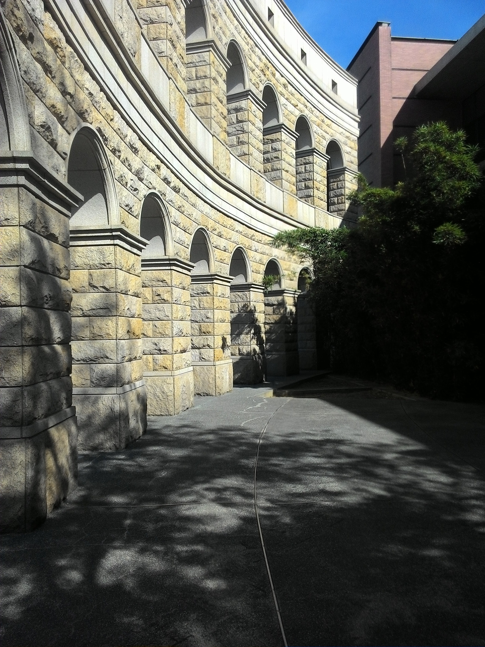 ASUS ZenFone 2 (ZE500CL) sample photo