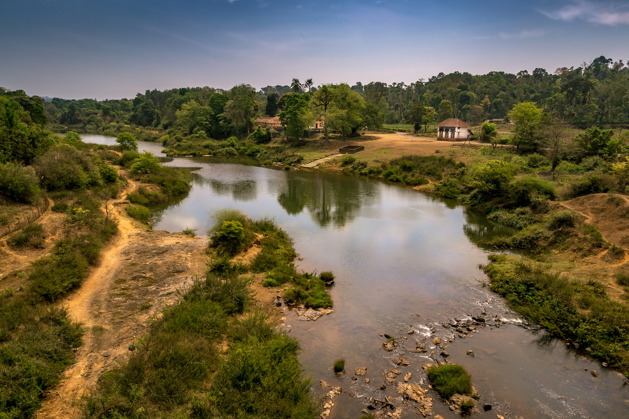 Sigma 17-50mm F2.8 EX DC OS HSM sample photo. Maithadi photography