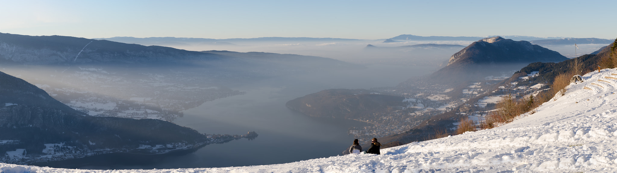 Nikon D7000 + Sigma 70mm F2.8 EX DG Macro sample photo. Lac d'annecy photography