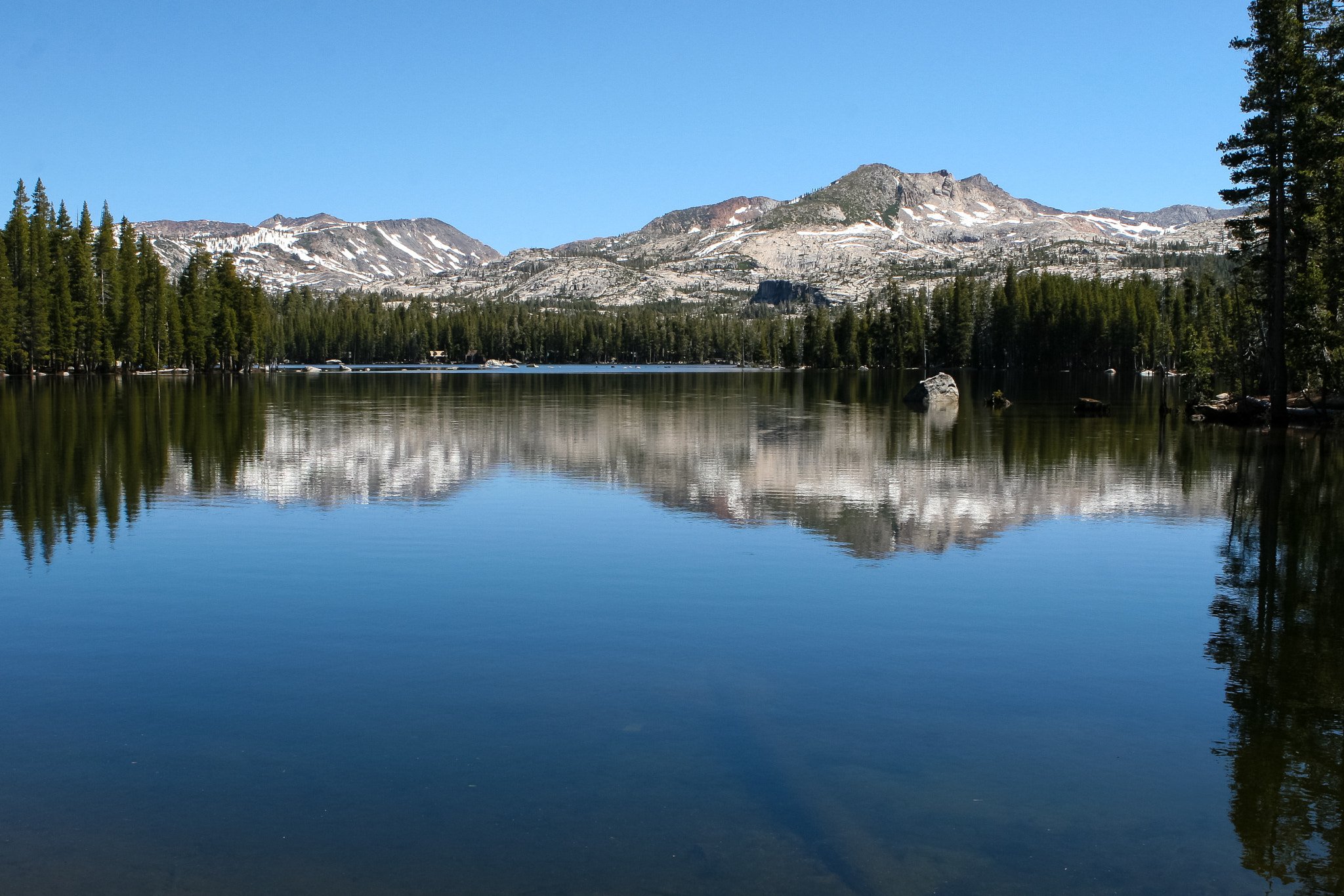 Canon EOS 30D + Canon EF 24-70mm F2.8L USM sample photo. Wrights lake california photography