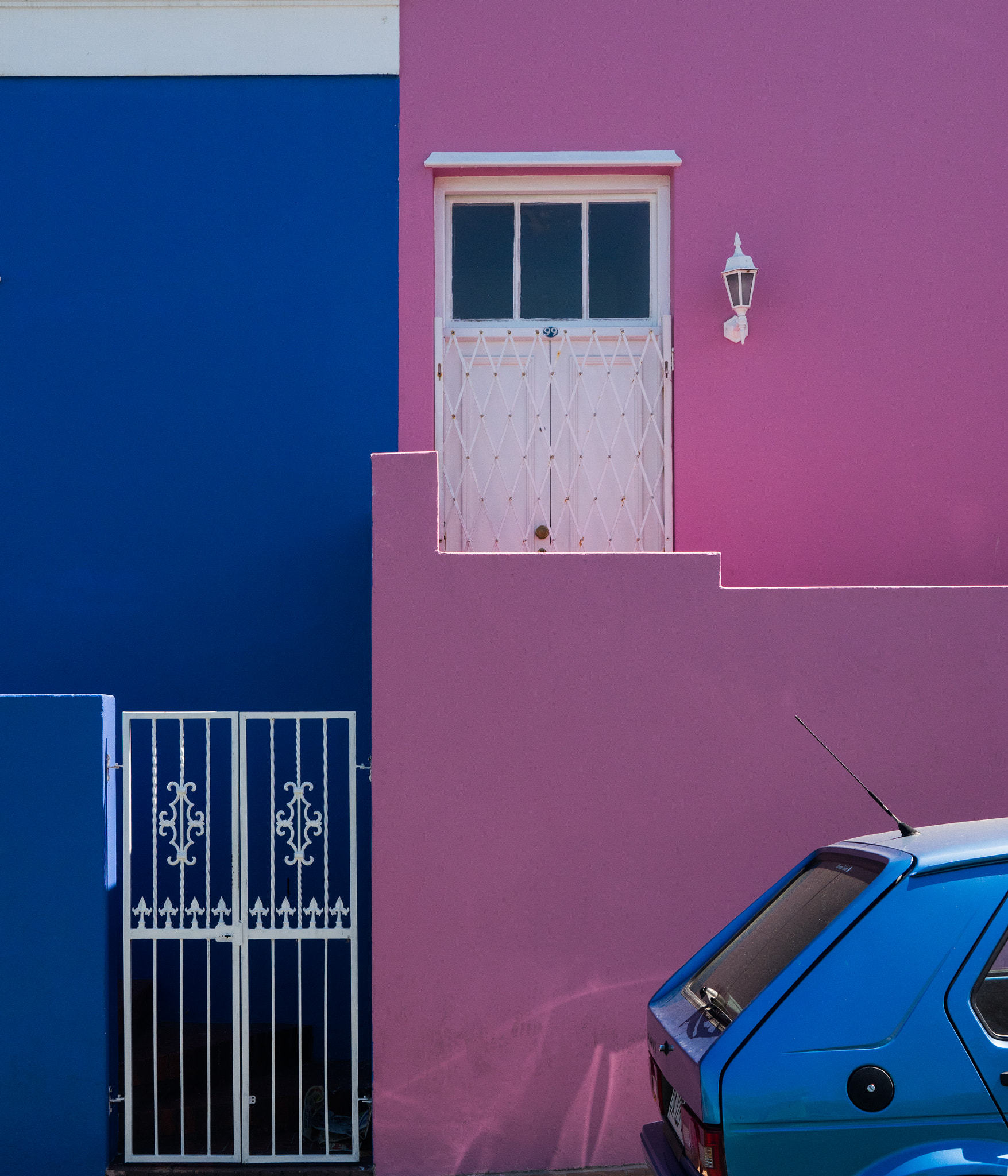 Sony a7 + Sony Vario Tessar T* FE 24-70mm F4 ZA OSS sample photo. Color theory photography
