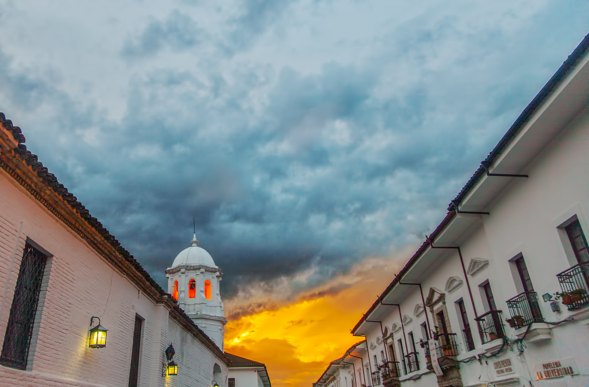 Canon EOS-1Ds Mark III sample photo. Santo domingo photography