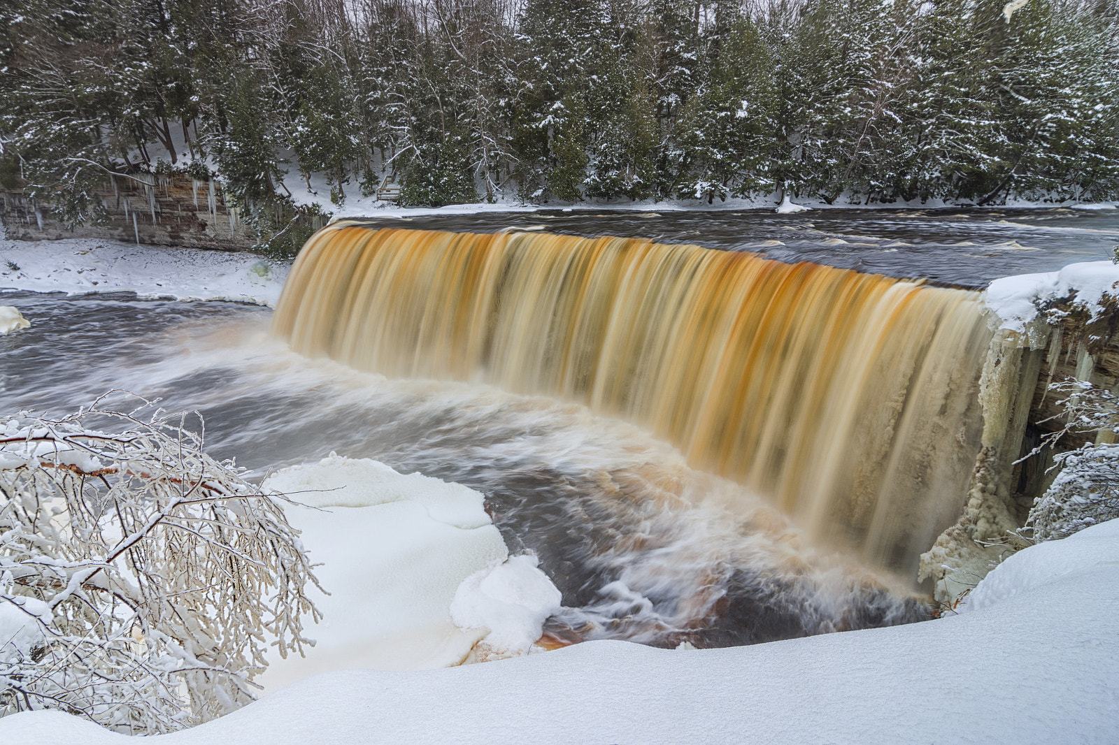 Tokina AT-X Pro 11-16mm F2.8 DX sample photo. Tahquamenon falls photography