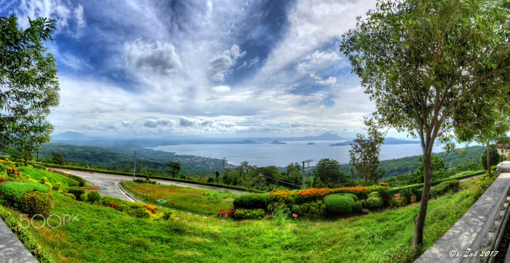 Panasonic Lumix DMC-GH4 + Olympus Zuiko Digital ED 9-18mm F4.0-5.6 sample photo. Lake taal lower shoreline photography