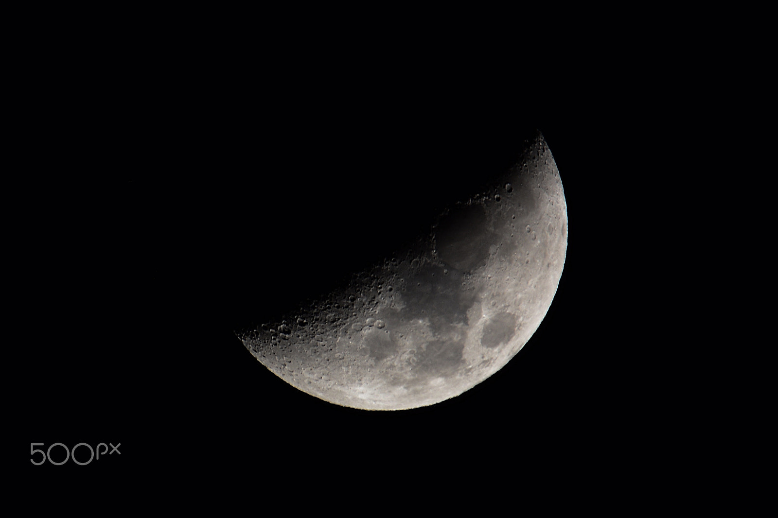 Nikon D5200 + Tamron SP 150-600mm F5-6.3 Di VC USD sample photo. Lune de mars - moon of march photography