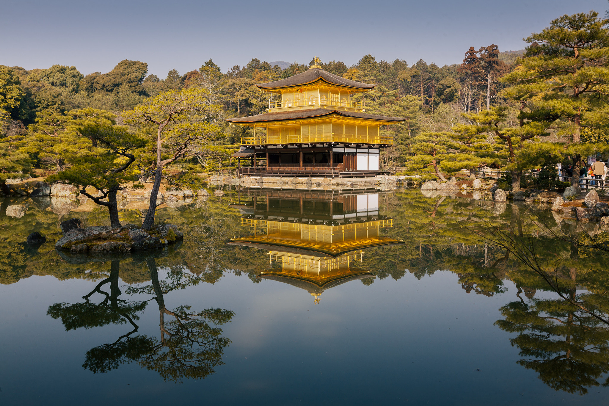 Canon EF 16-35mm F2.8L II USM sample photo. Kinkakuji photography