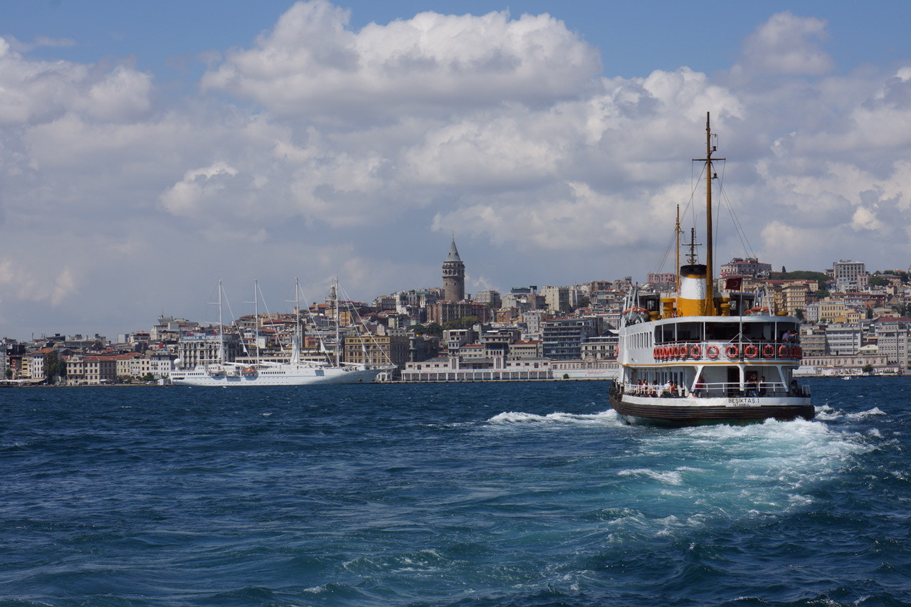 Sony Alpha NEX-7 + Sony E 18-55mm F3.5-5.6 OSS sample photo. İstanbul bosphorus galata tower photography