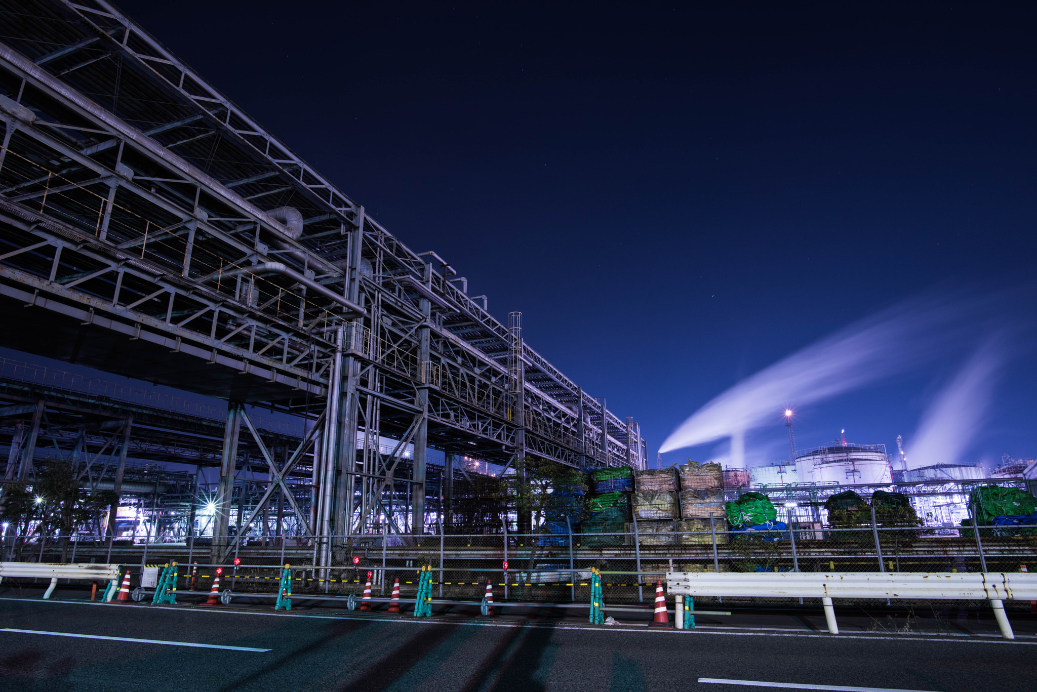 Nikon D810 + Nikon AF-S Nikkor 20mm F1.8G ED sample photo. Mizushima industrial complex photography