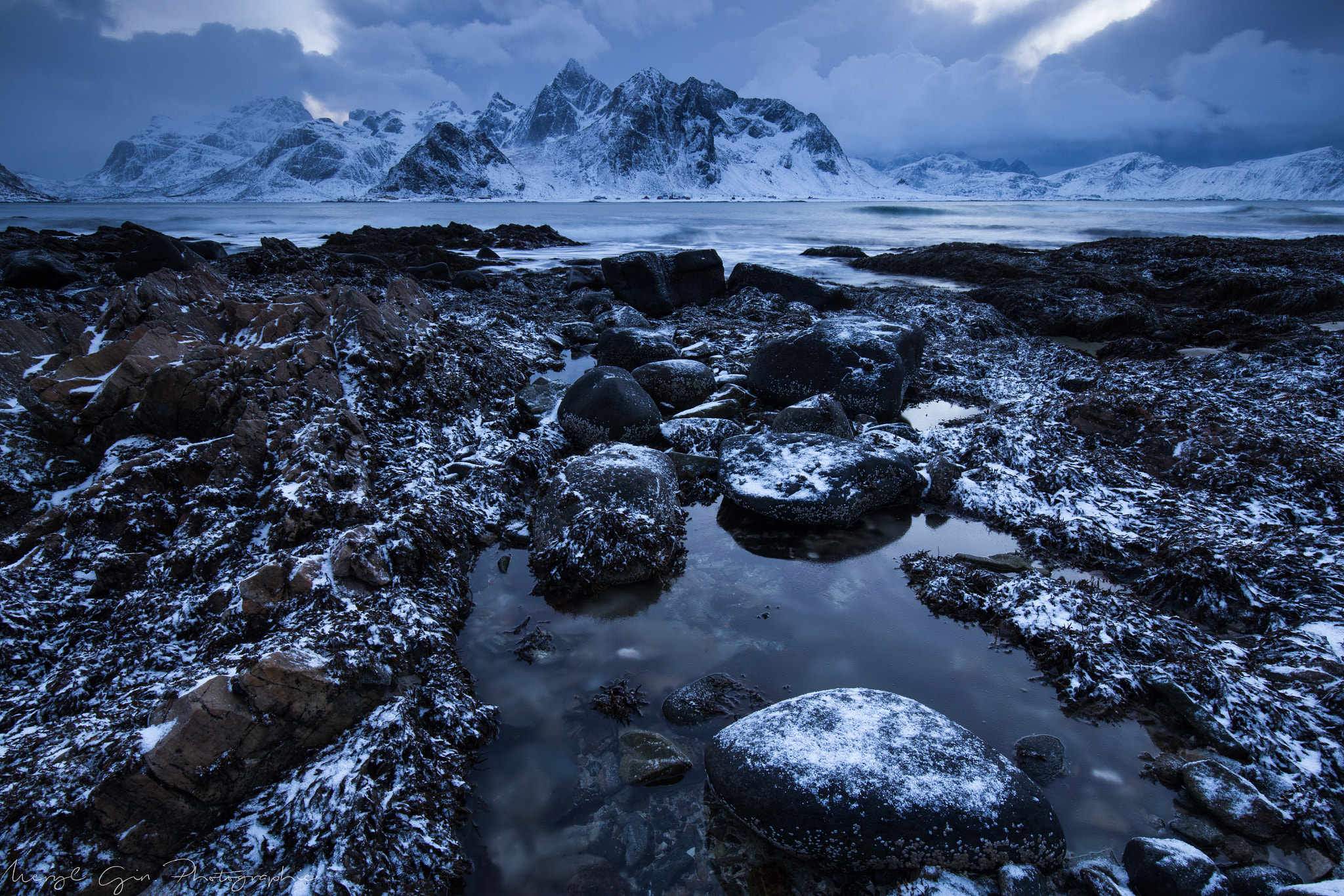 Canon EF 300mm f/2.8L sample photo. On another planet photography