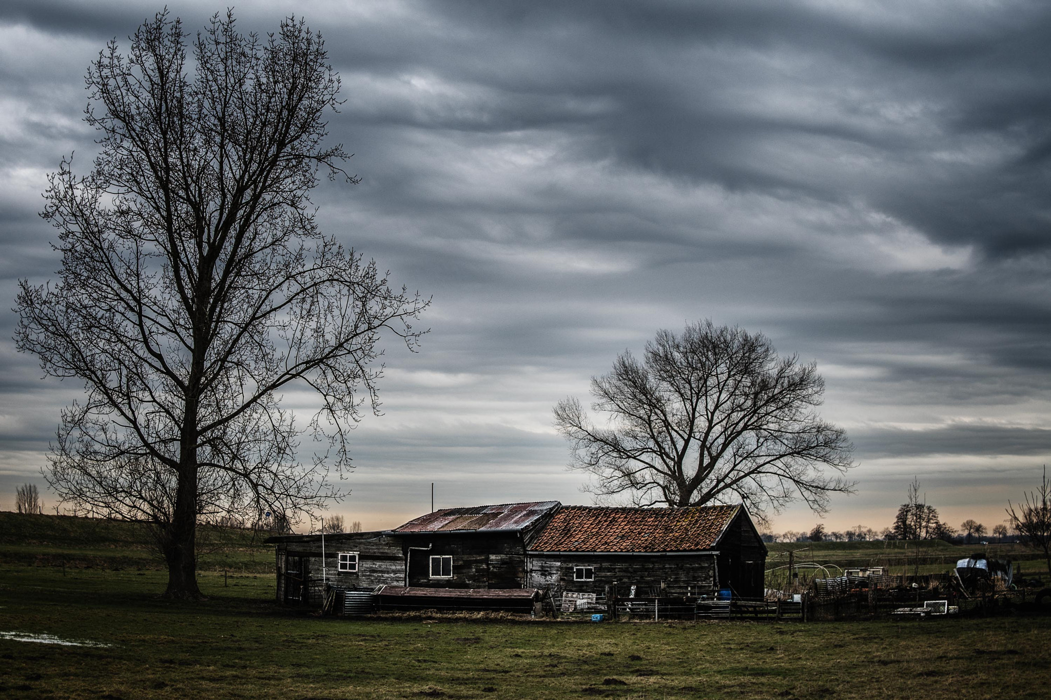 Sigma 17-50mm F2.8 EX DC OS HSM sample photo. Old shack photography