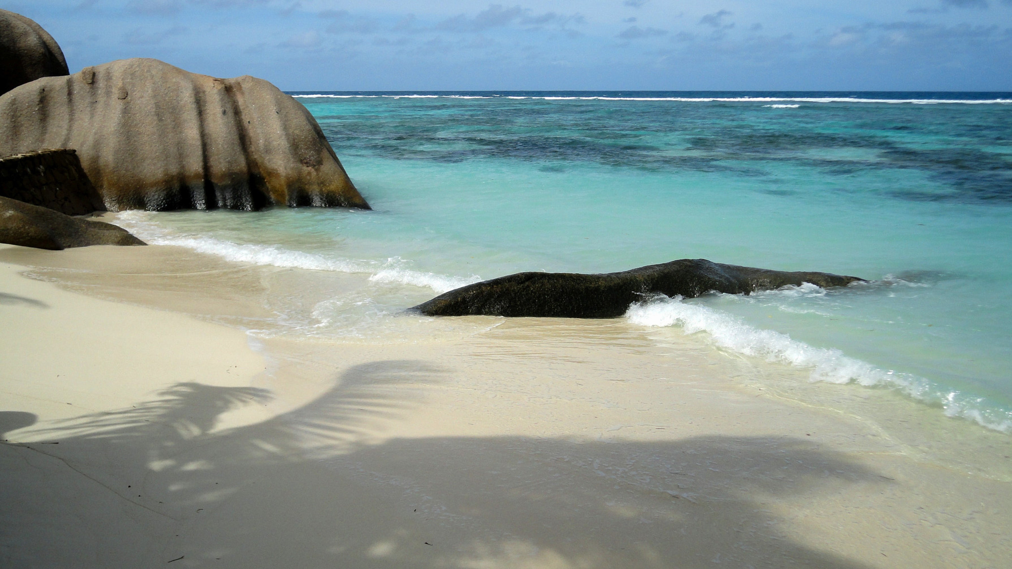 Sony DSC-W380 sample photo. Anse source d'argent photography