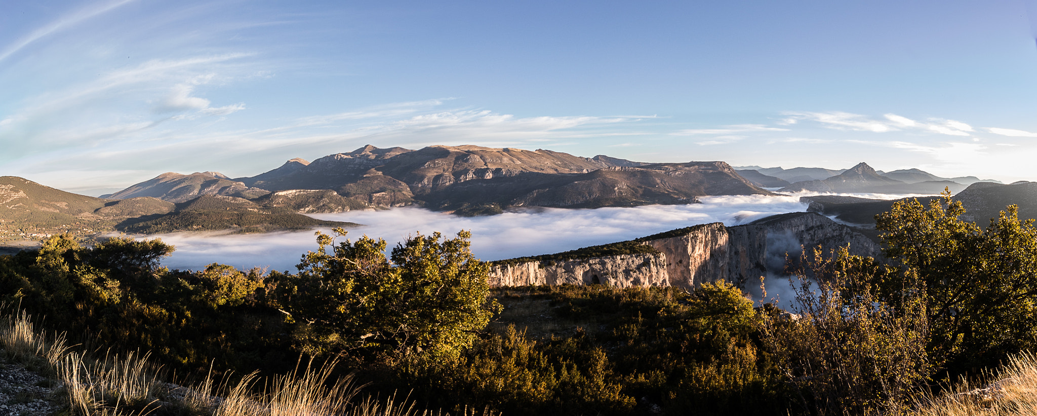 Canon EOS-1D X Mark II + Canon EF 11-24mm F4L USM sample photo. Gorges du verdon photography