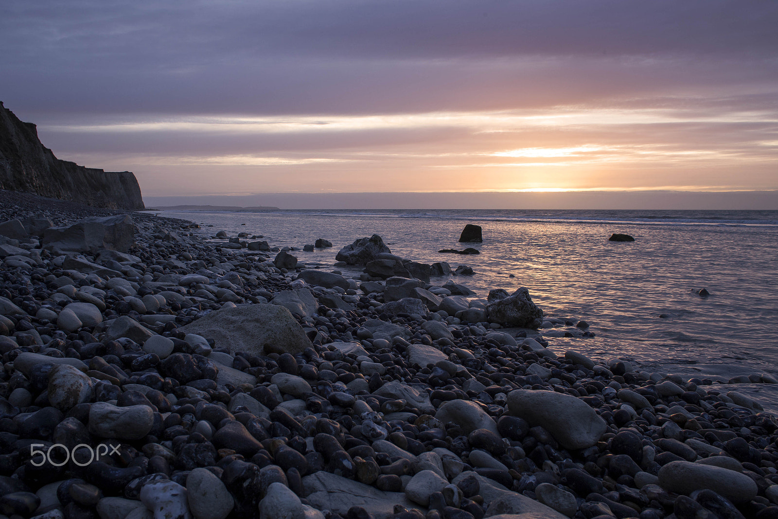 Canon EOS 6D + Canon EF 28mm F1.8 USM sample photo. Colors in france photography