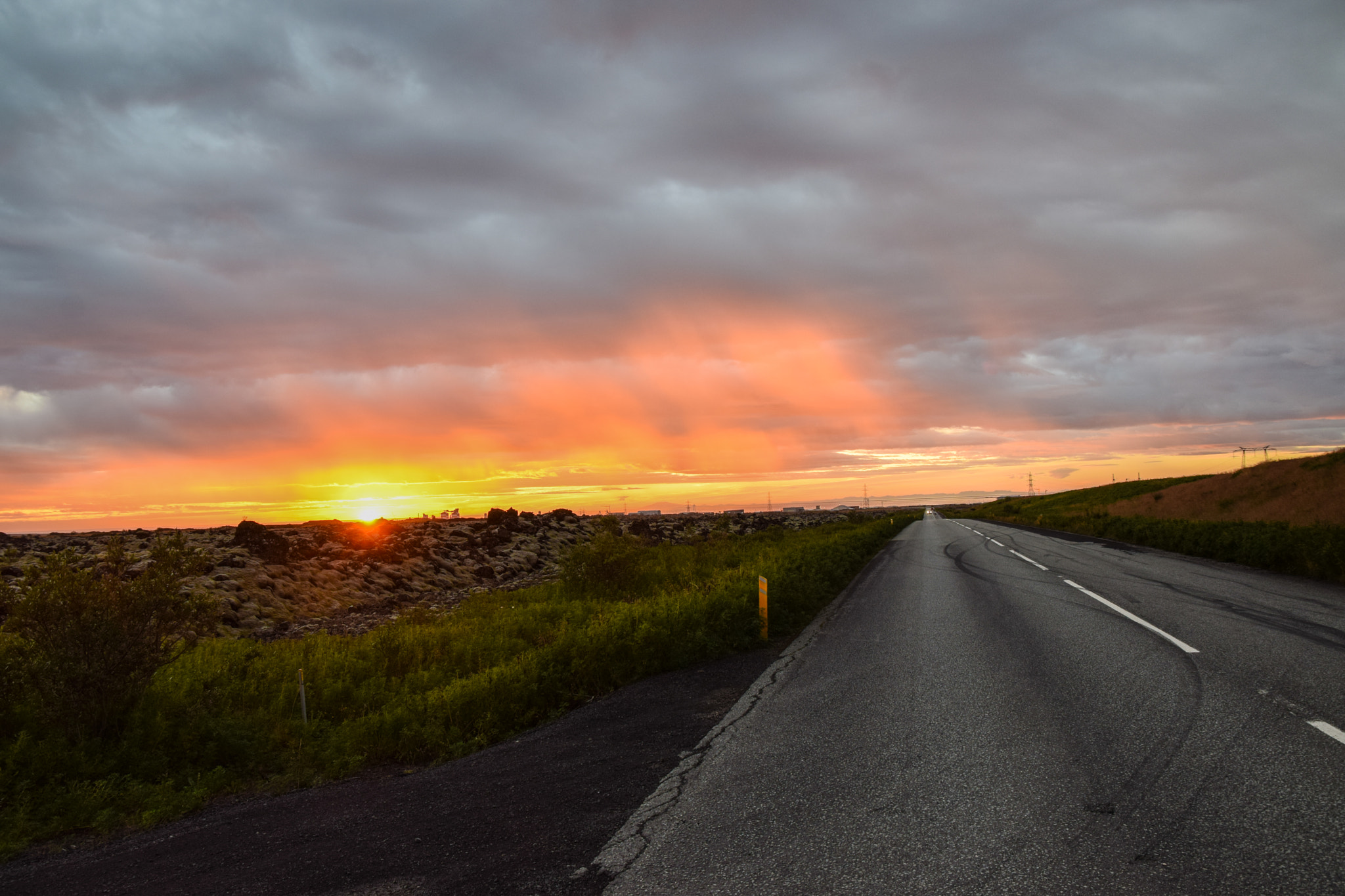 Nikon D5300 + Sigma 17-70mm F2.8-4 DC Macro OS HSM | C sample photo. Höfuðborgarsvæðið sunset photography