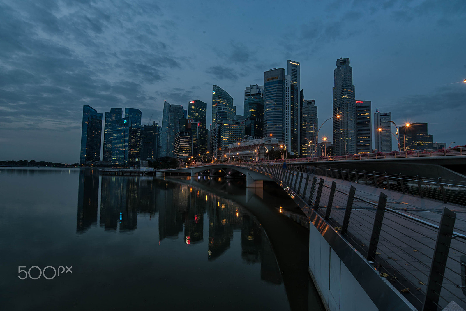 Nikon AF-S Nikkor 18-35mm F3.5-4.5G ED sample photo. Singapore skyline photography