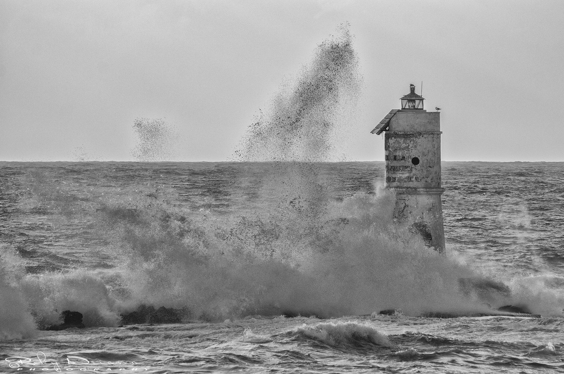 Nikon D7000 sample photo. Mangiabarche lighthouse photography