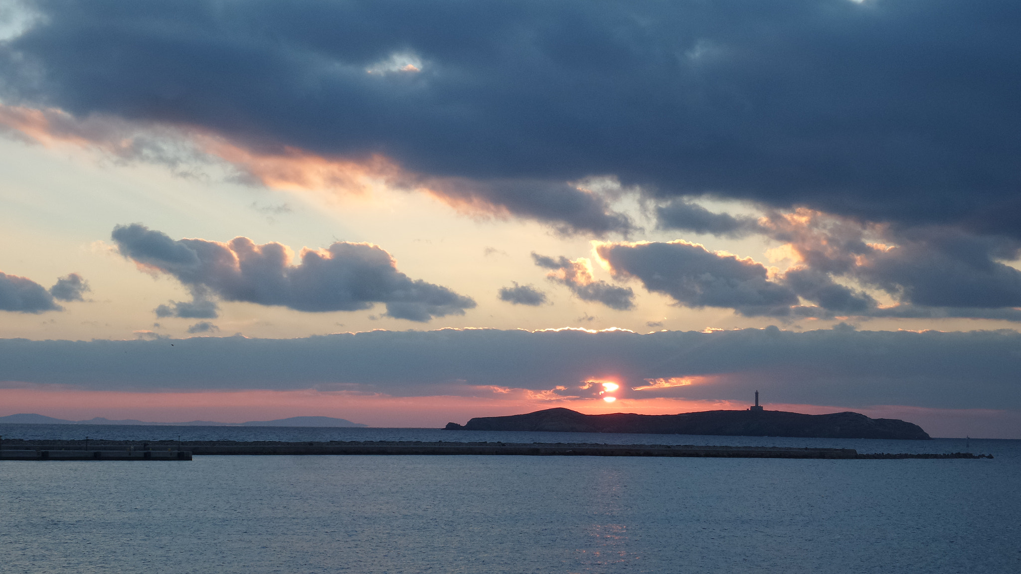 Samsung Galaxy K Zoom sample photo. Syros island photography