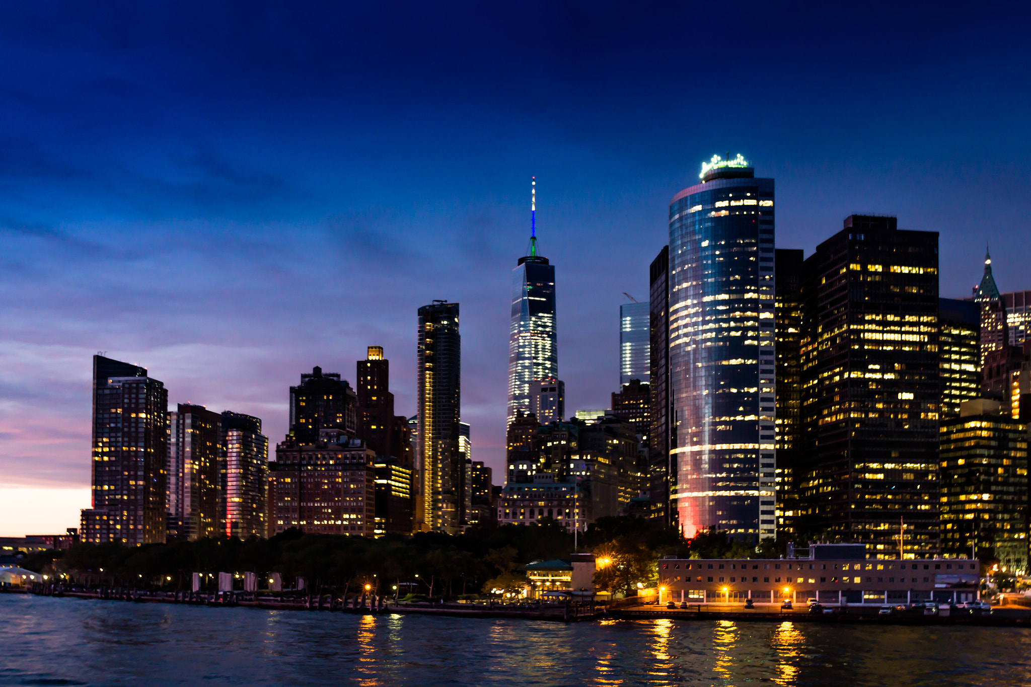 Canon EF 24-70mm F4L IS USM sample photo. Manhattan nights photography