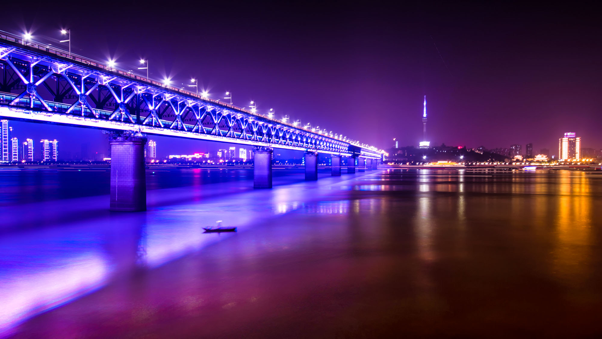 Canon EOS 6D + Sigma 12-24mm F4.5-5.6 II DG HSM sample photo. Wuhan yangtze river bridge photography