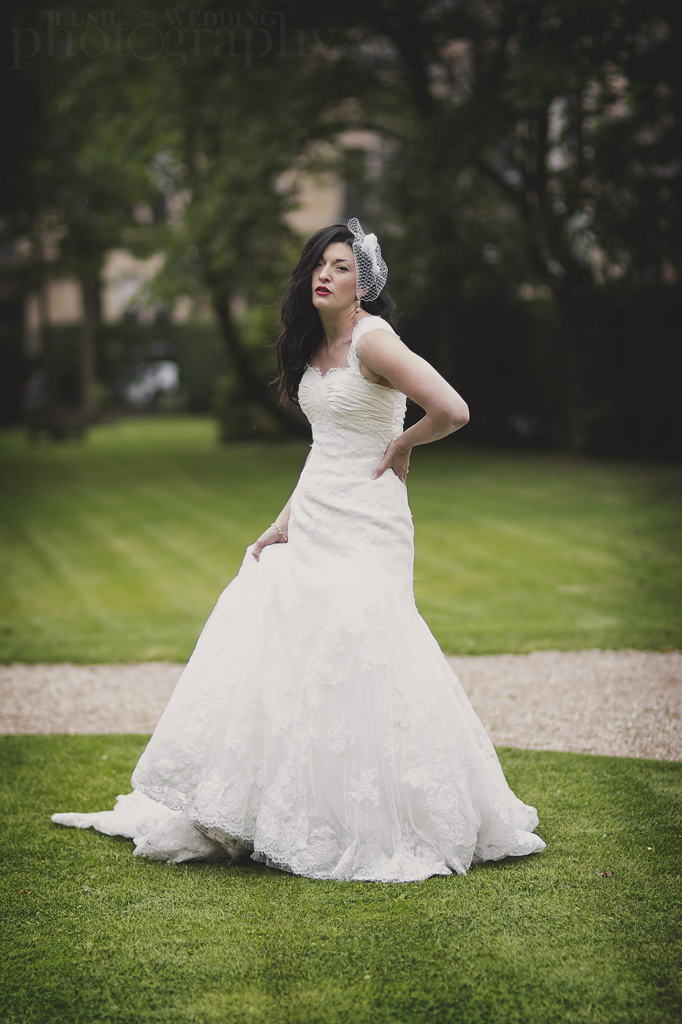 Sigma 85mm F1.4 EX DG HSM sample photo. Lush bridal portrait - 001 photography