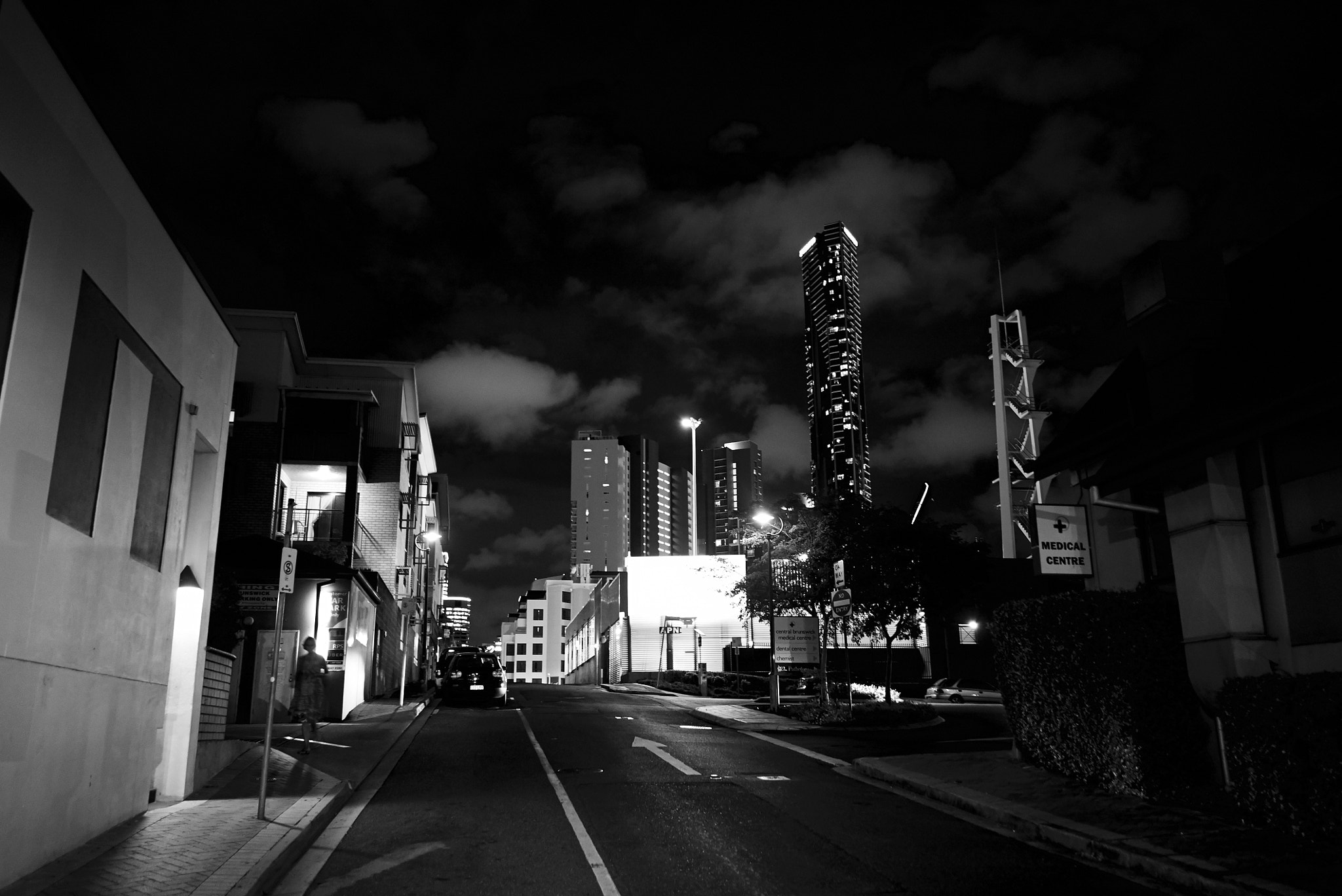Sony FE 28mm F2 sample photo. Into the darkness photography