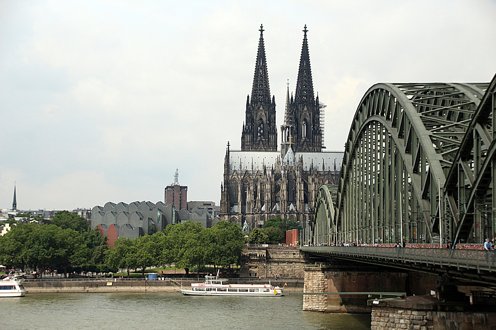 Sigma 18-250mm F3.5-6.3 DC OS HSM sample photo. Köln photography