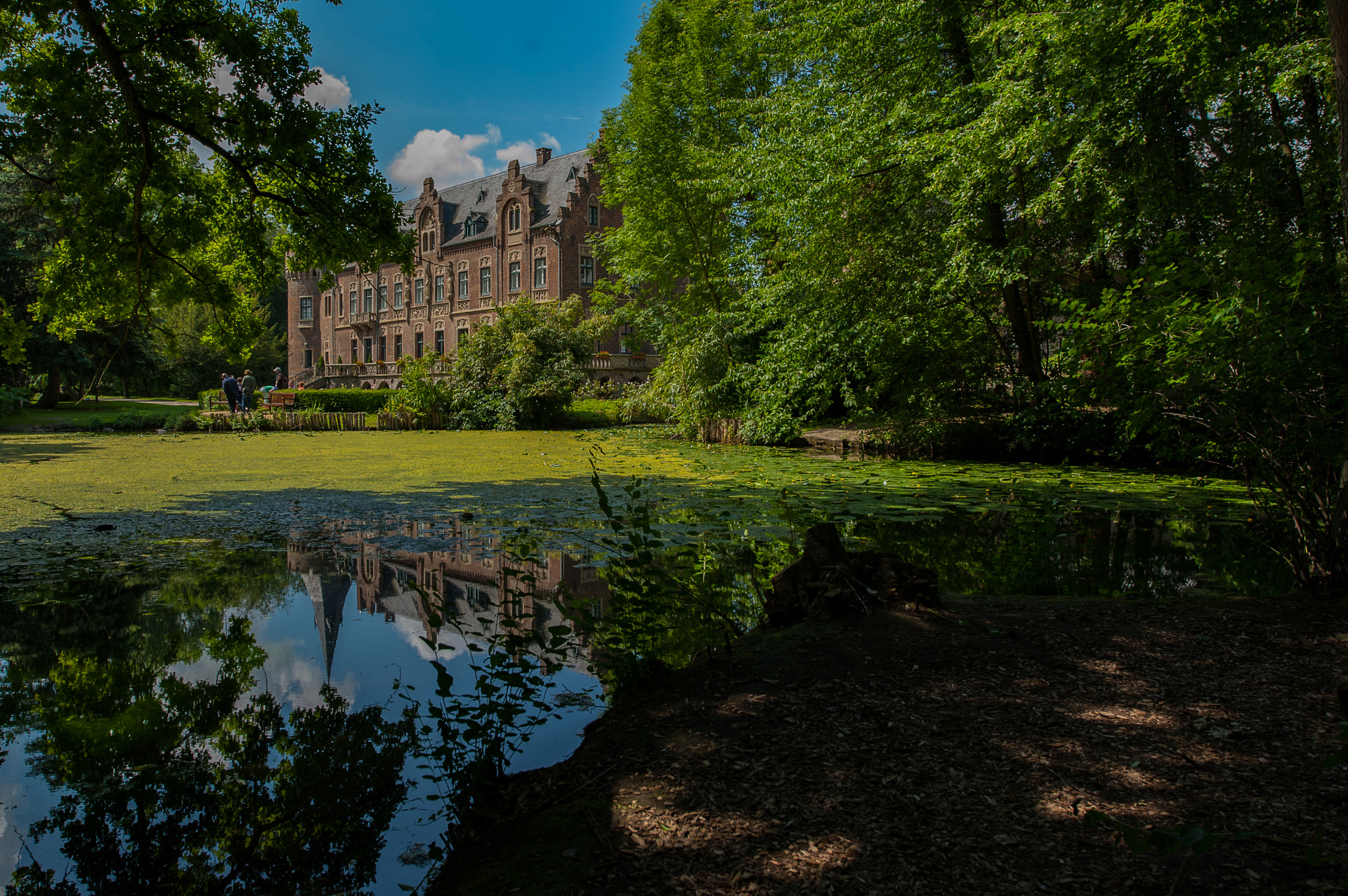Nikon AF-S Nikkor 14-24mm F2.8G ED sample photo. Schloss paffendorf photography