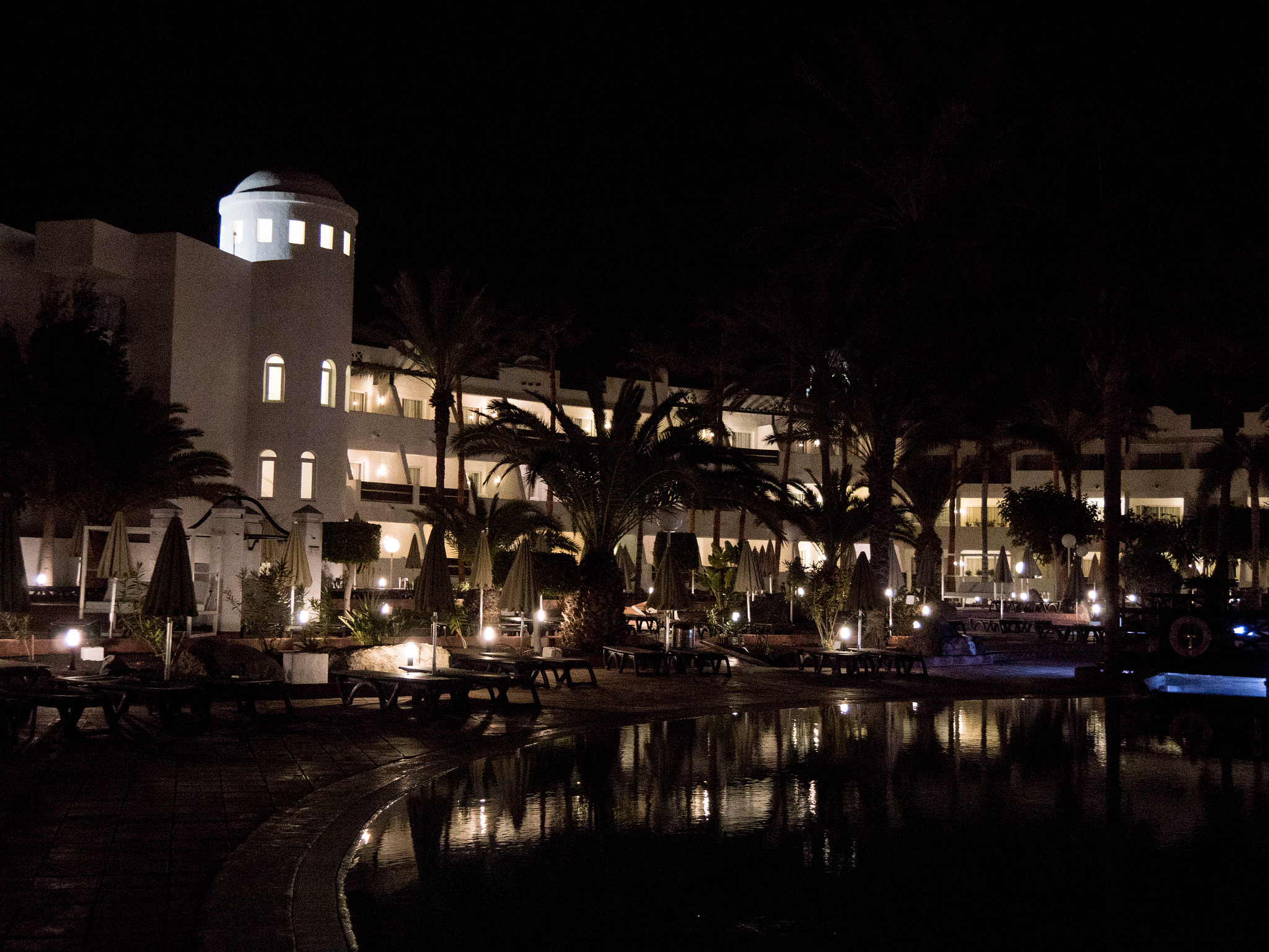 Panasonic Lumix DMC-GX8 sample photo. -1703_timafaya hotel081081.jpg photography