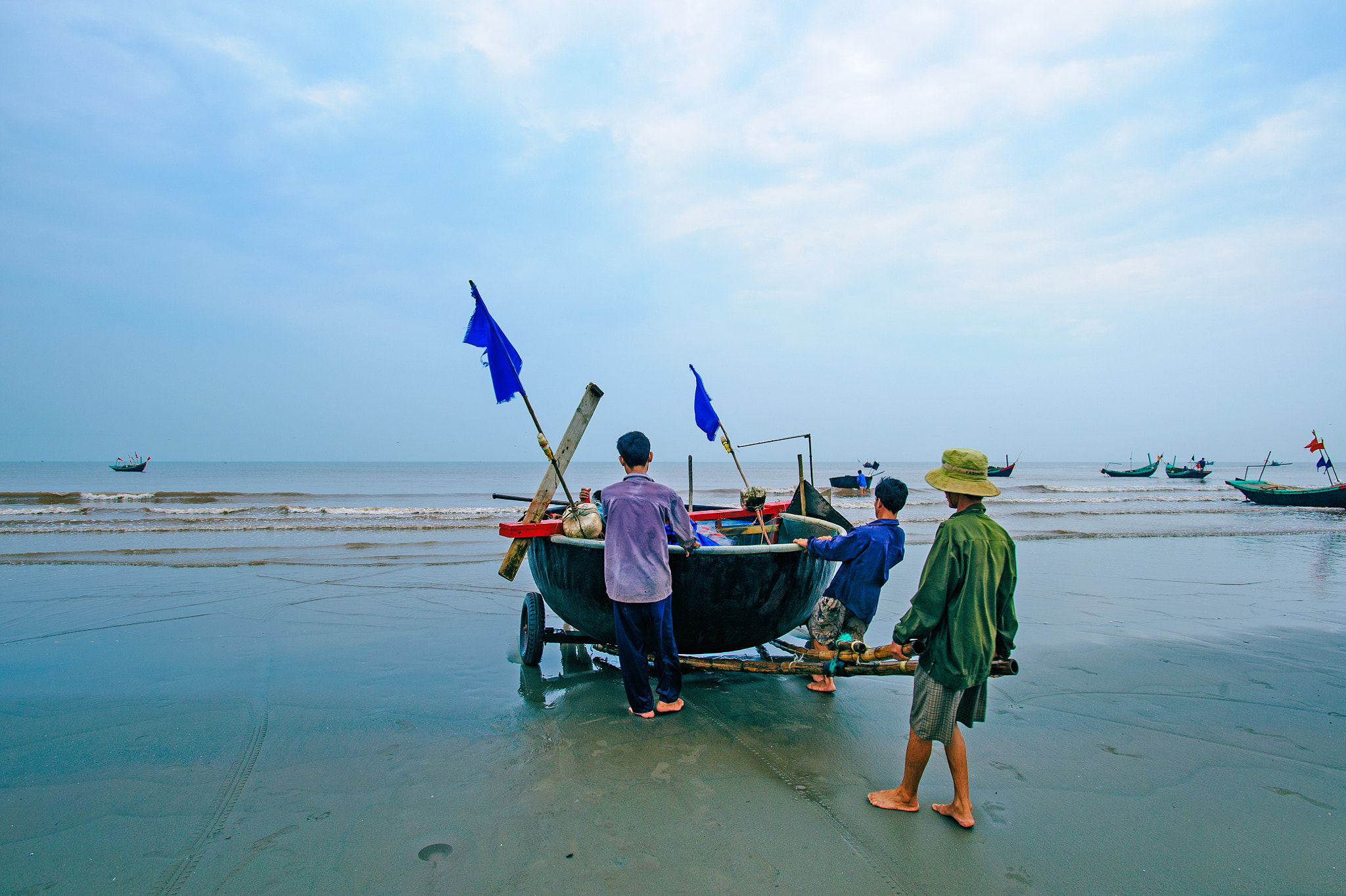 Nikon AF-S Nikkor 17-35mm F2.8D ED-IF sample photo. Nam dinh photography