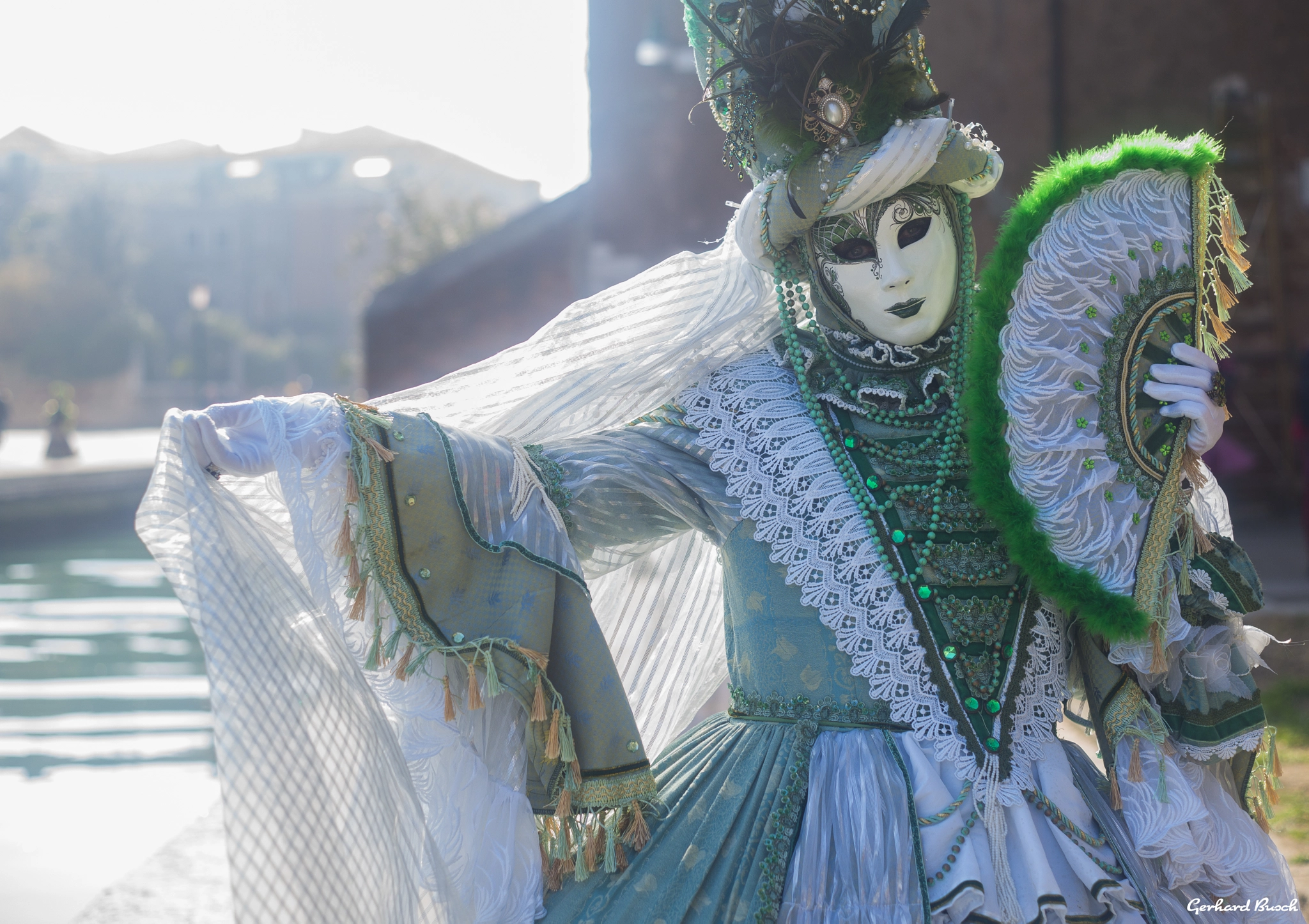 Summicron-M 1:2/50 sample photo. Venetian mask photography