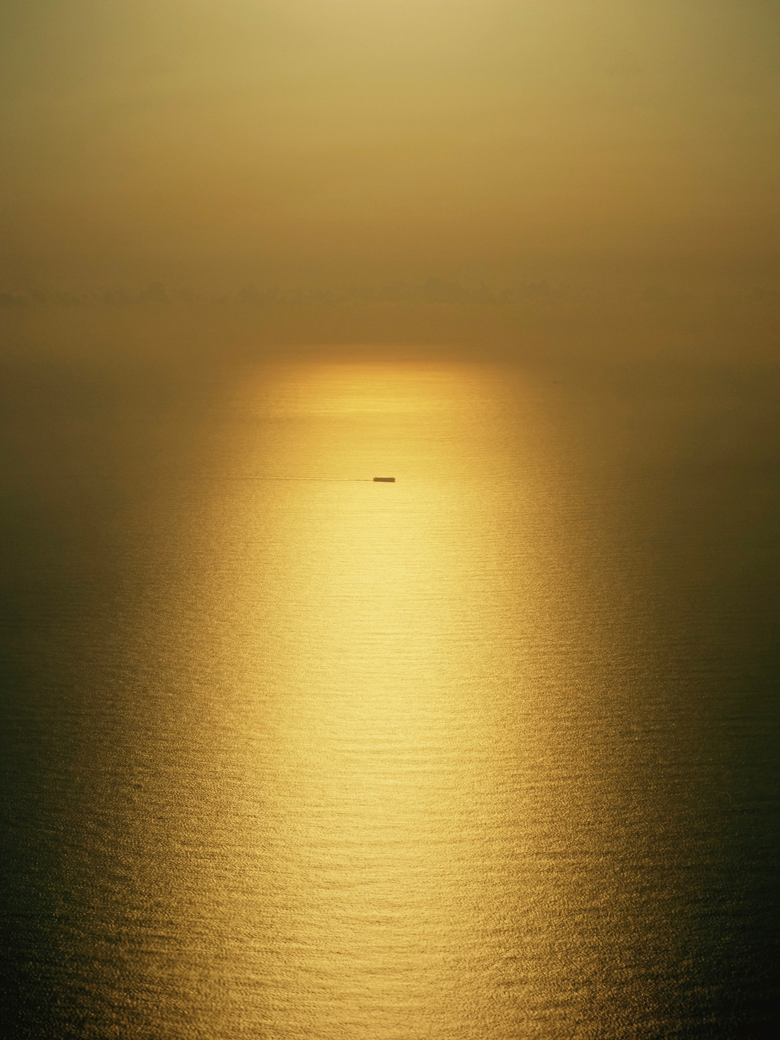 Sony Cyber-shot DSC-RX100 + Sony 28-100mm F1.8-4.9 sample photo. Golden ocean photography