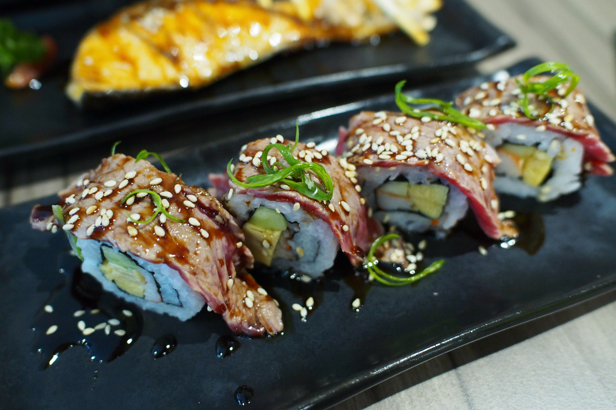 Olympus PEN E-PL6 + LEICA DG SUMMILUX 15/F1.7 sample photo. Wagyu roll  photography