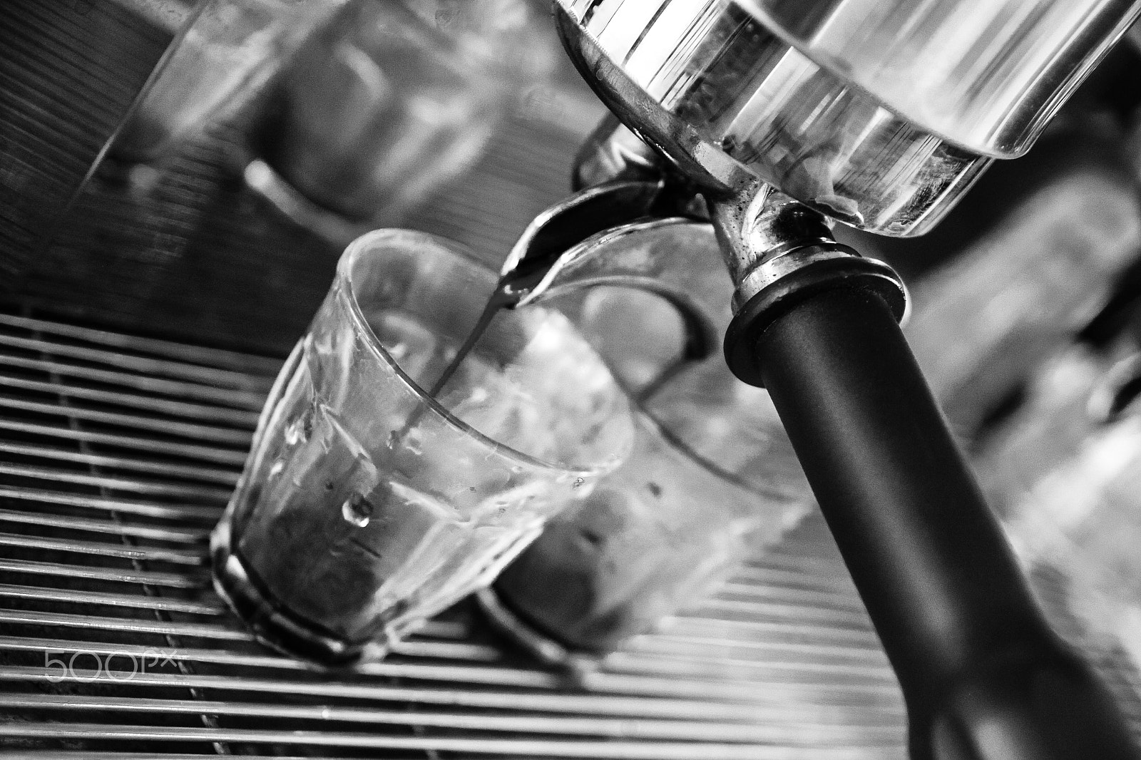 Tamron SP AF 17-50mm F2.8 XR Di II LD Aspherical (IF) sample photo. Coffee time photography