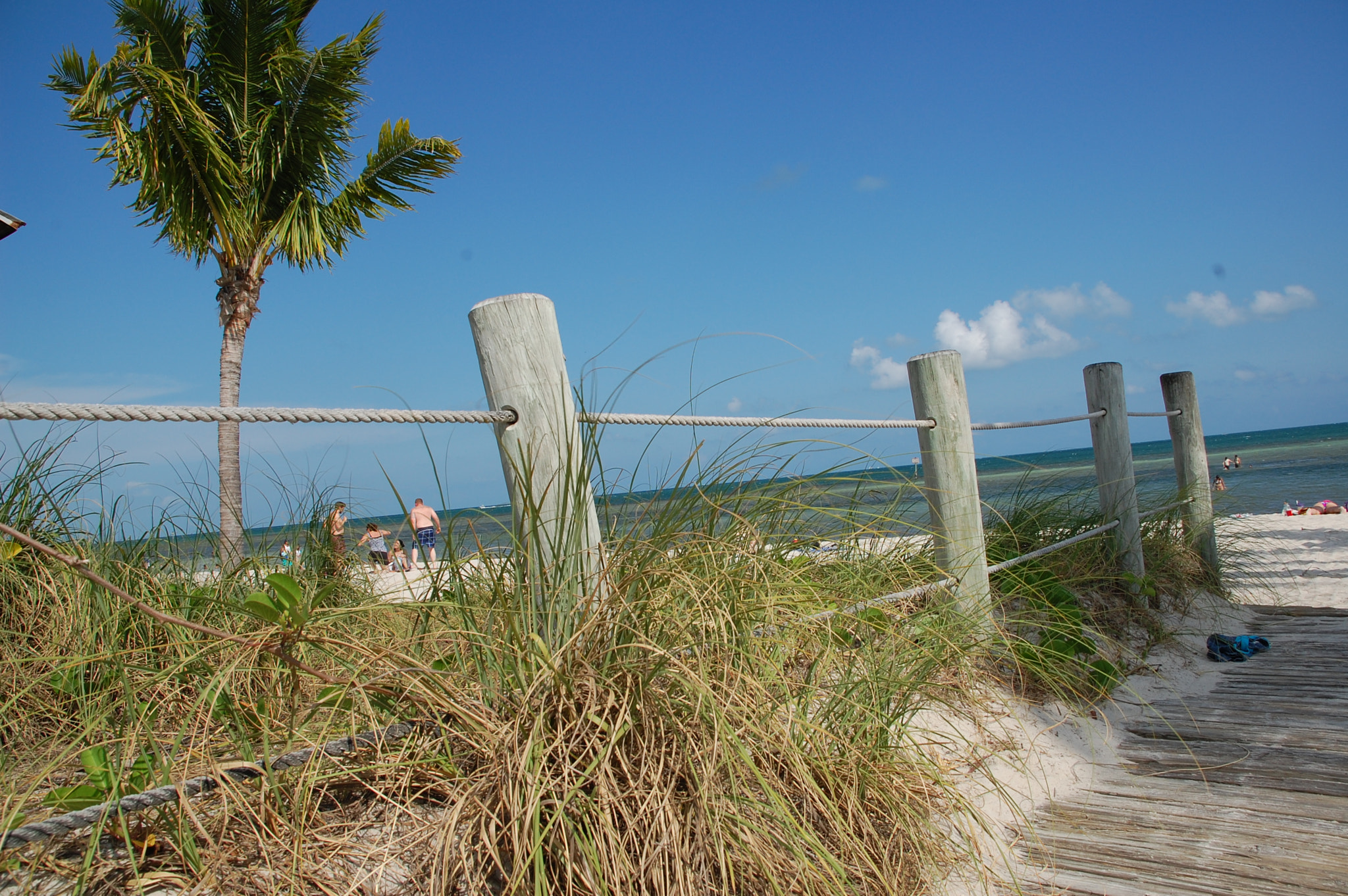 Nikon D40 + Sigma 18-200mm F3.5-6.3 DC sample photo. Beach access at key west, florida photography