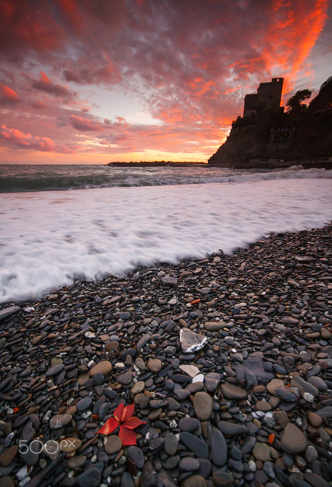 Canon EOS 50D + Sigma 10-20mm F4-5.6 EX DC HSM sample photo. Italian sunset photography