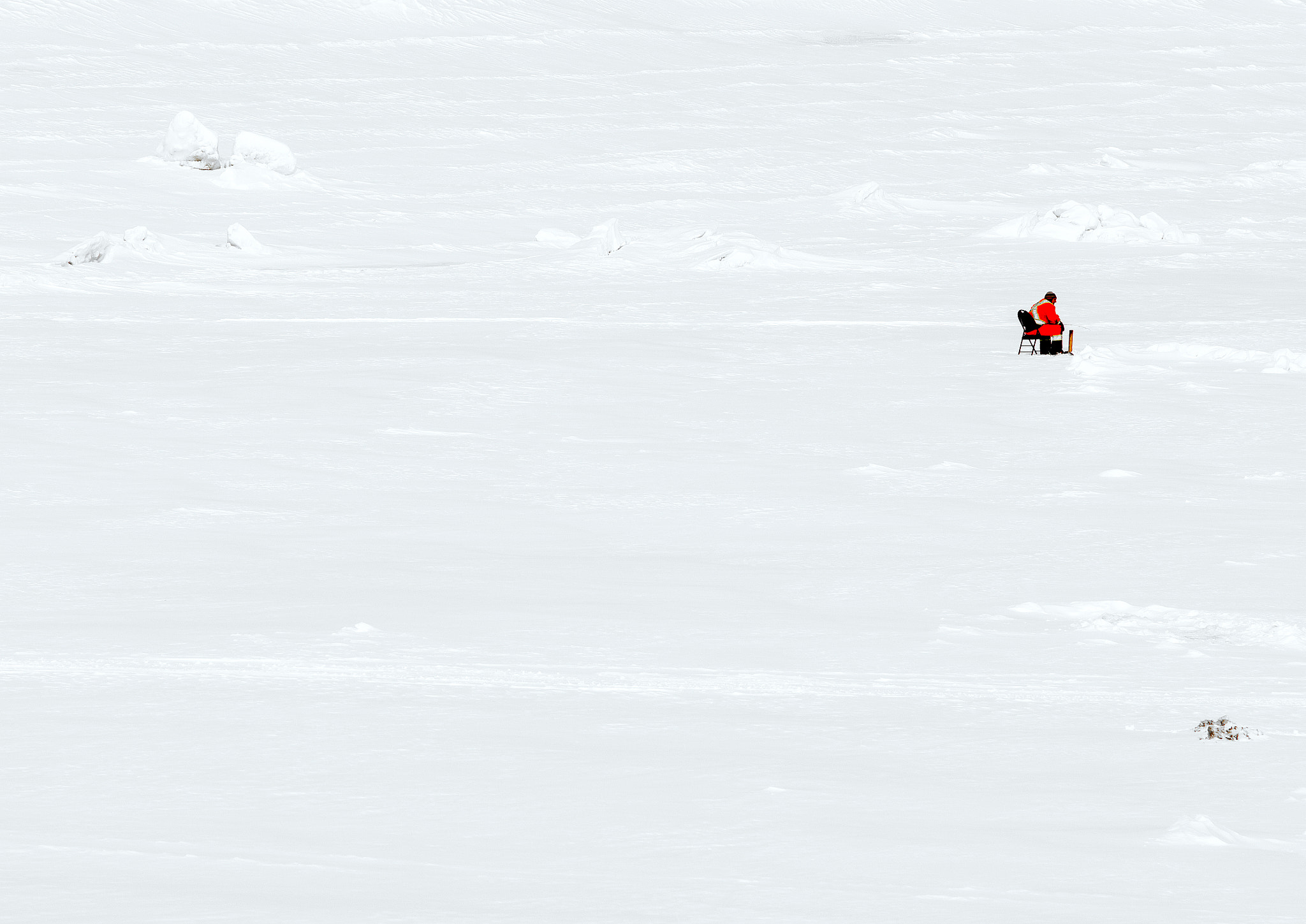 Tamron SP AF 70-200mm F2.8 Di LD (IF) MACRO sample photo. Peche sur glace photography