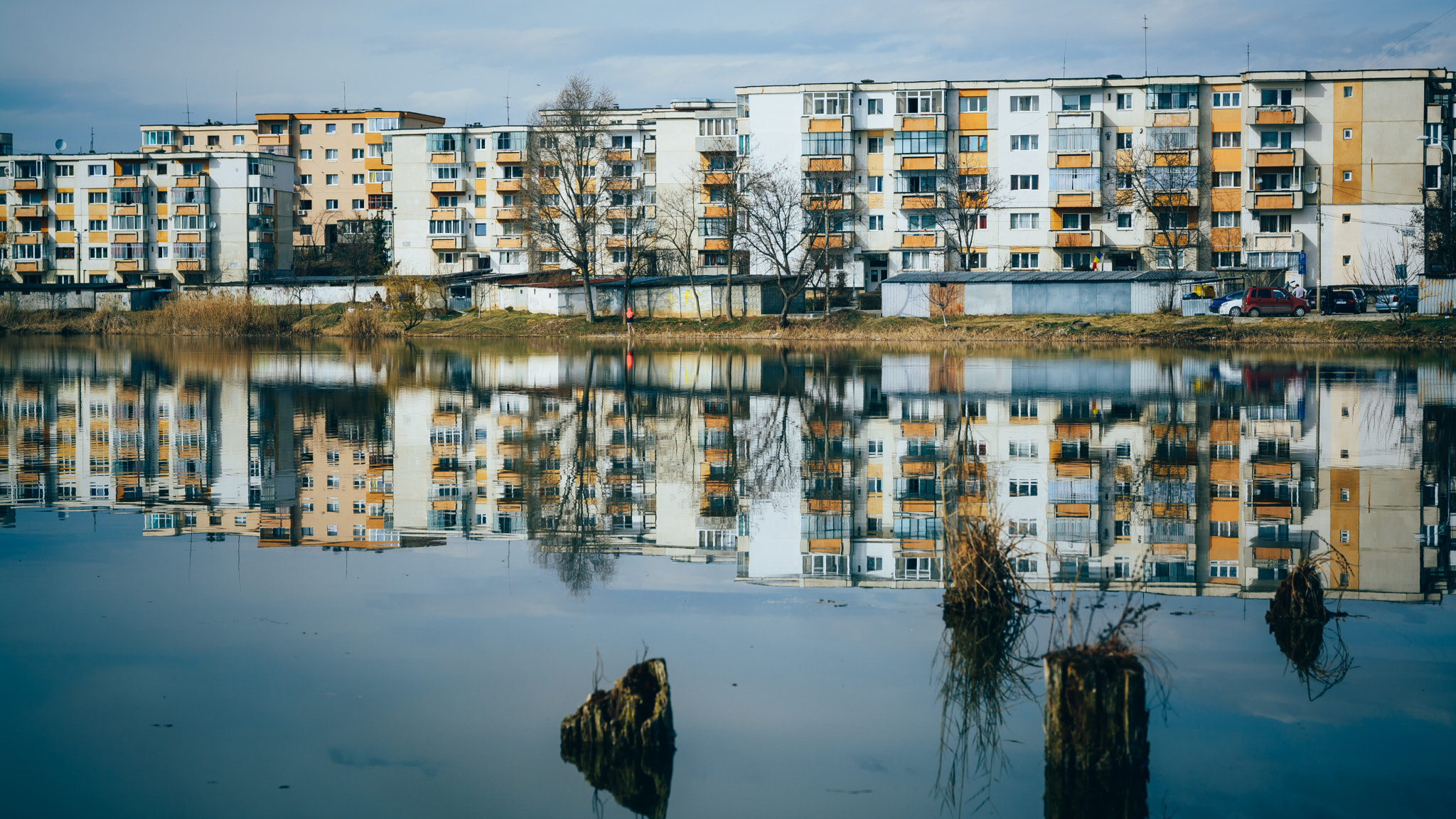 Nikon D5200 + Sigma 17-70mm F2.8-4 DC Macro OS HSM | C sample photo. Old comunist buildings photography