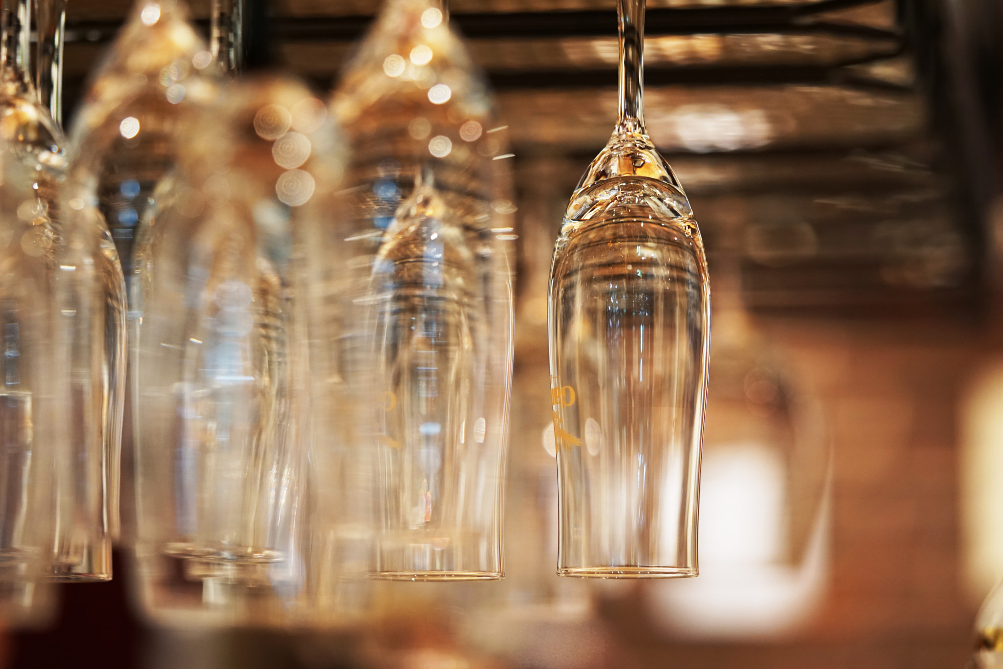 Sony a6000 + Sony FE 90mm F2.8 Macro G OSS sample photo. Wineglass photography