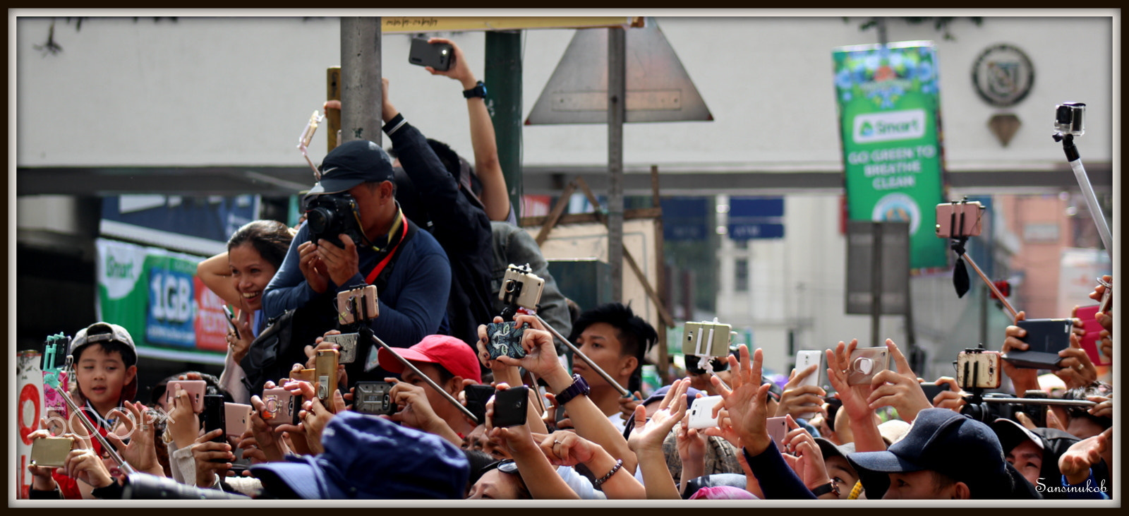Canon EOS 1200D (EOS Rebel T5 / EOS Kiss X70 / EOS Hi) + EF75-300mm f/4-5.6 sample photo. Panagbenga 2017 photography