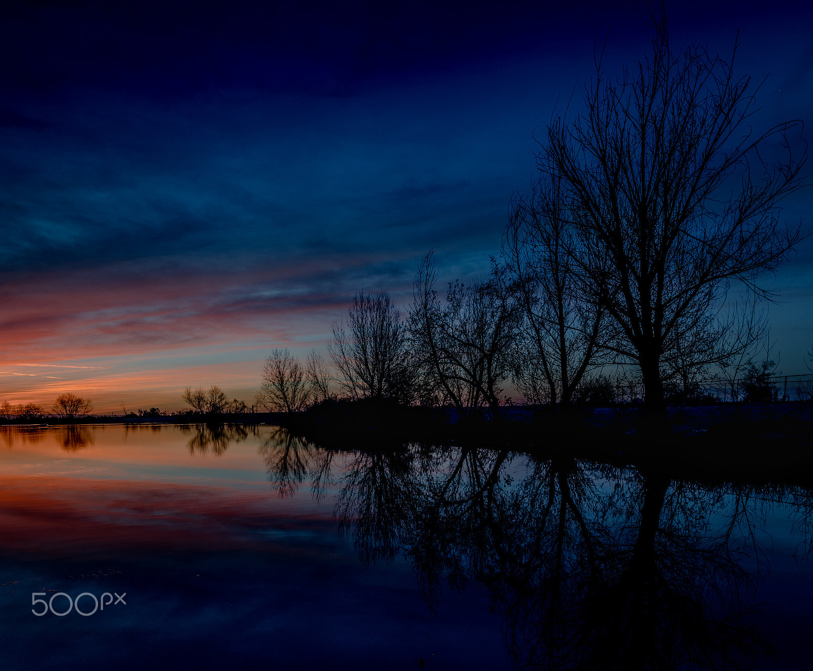 Nikon AF-S Nikkor 16-35mm F4G ED VR sample photo. Truxton lake blue photography