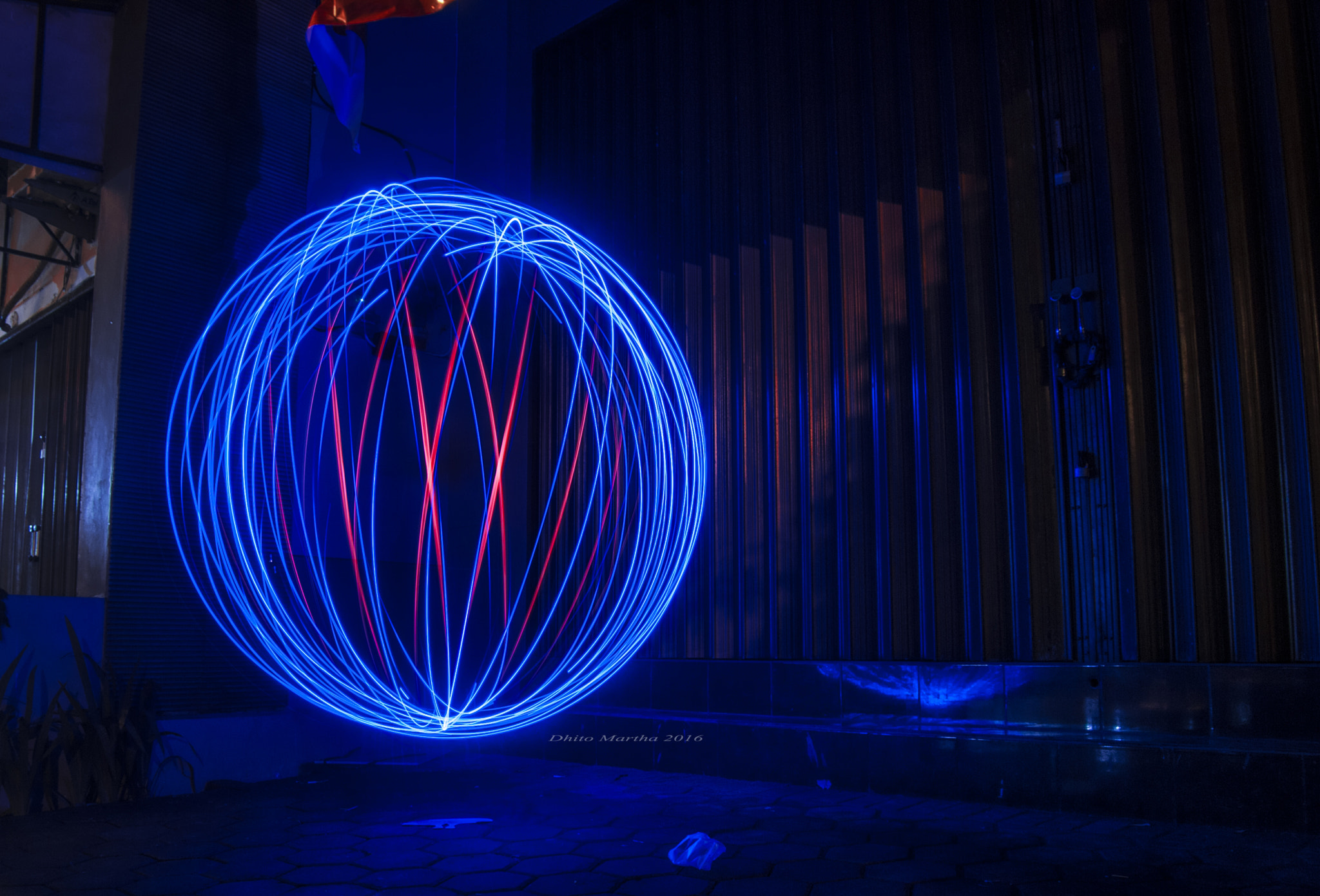 Nikon D200 sample photo. Blue red orbs photography